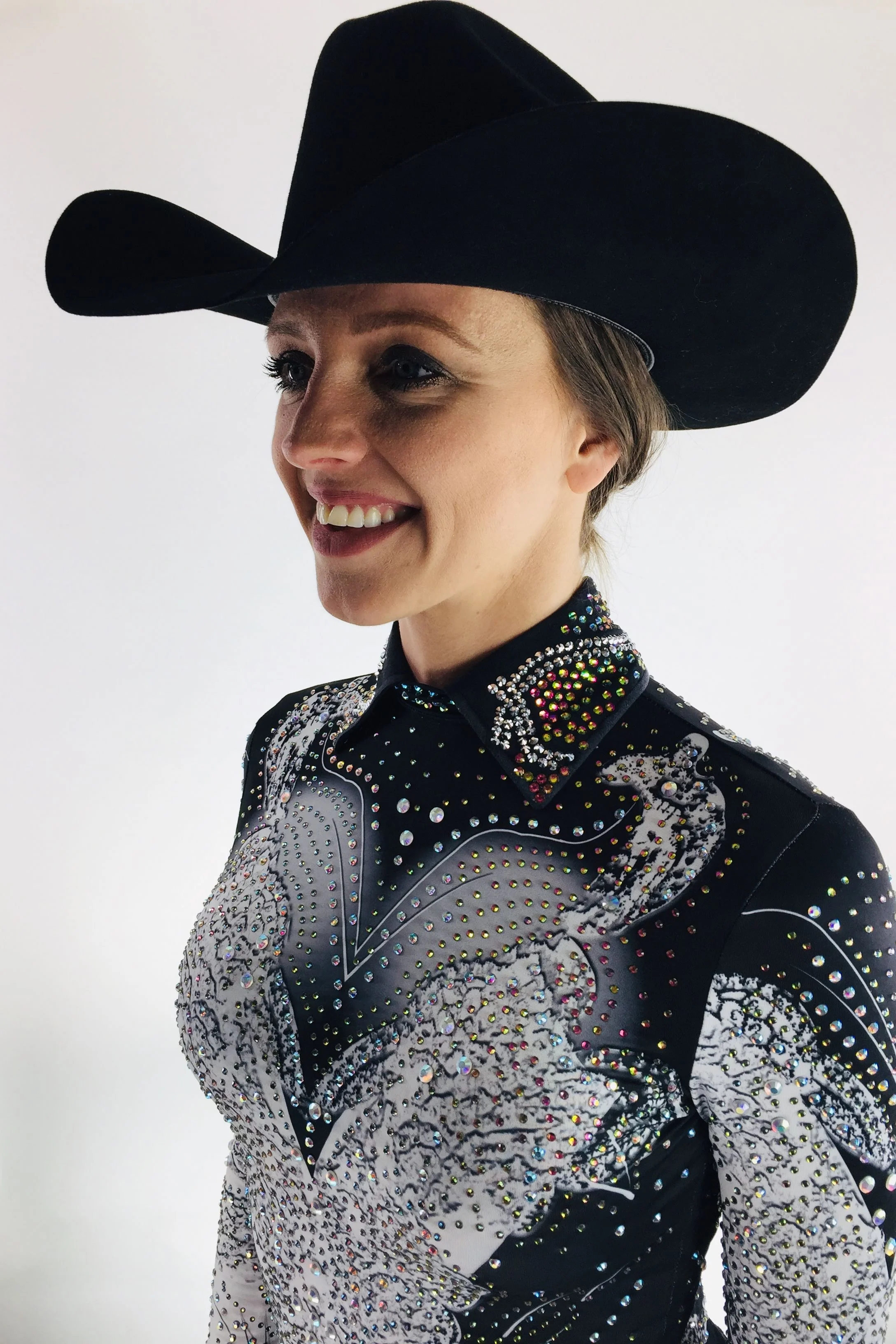 sparkle-ridge-western-show-clothes-anita-shades-of-grey.jpg