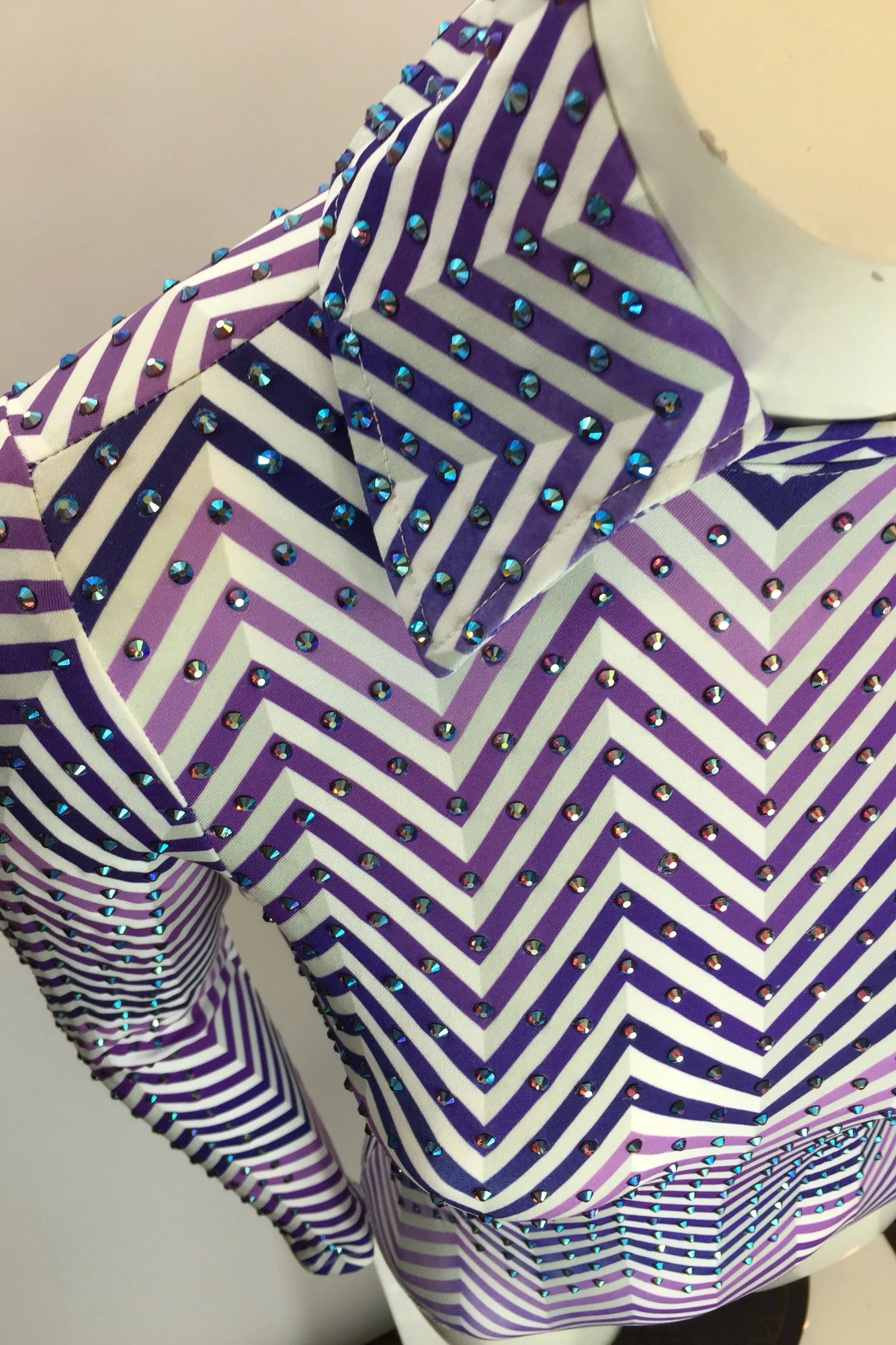 sparkle-ridge-western-show-clothes-purple-chevron-leo-stoned9.jpg