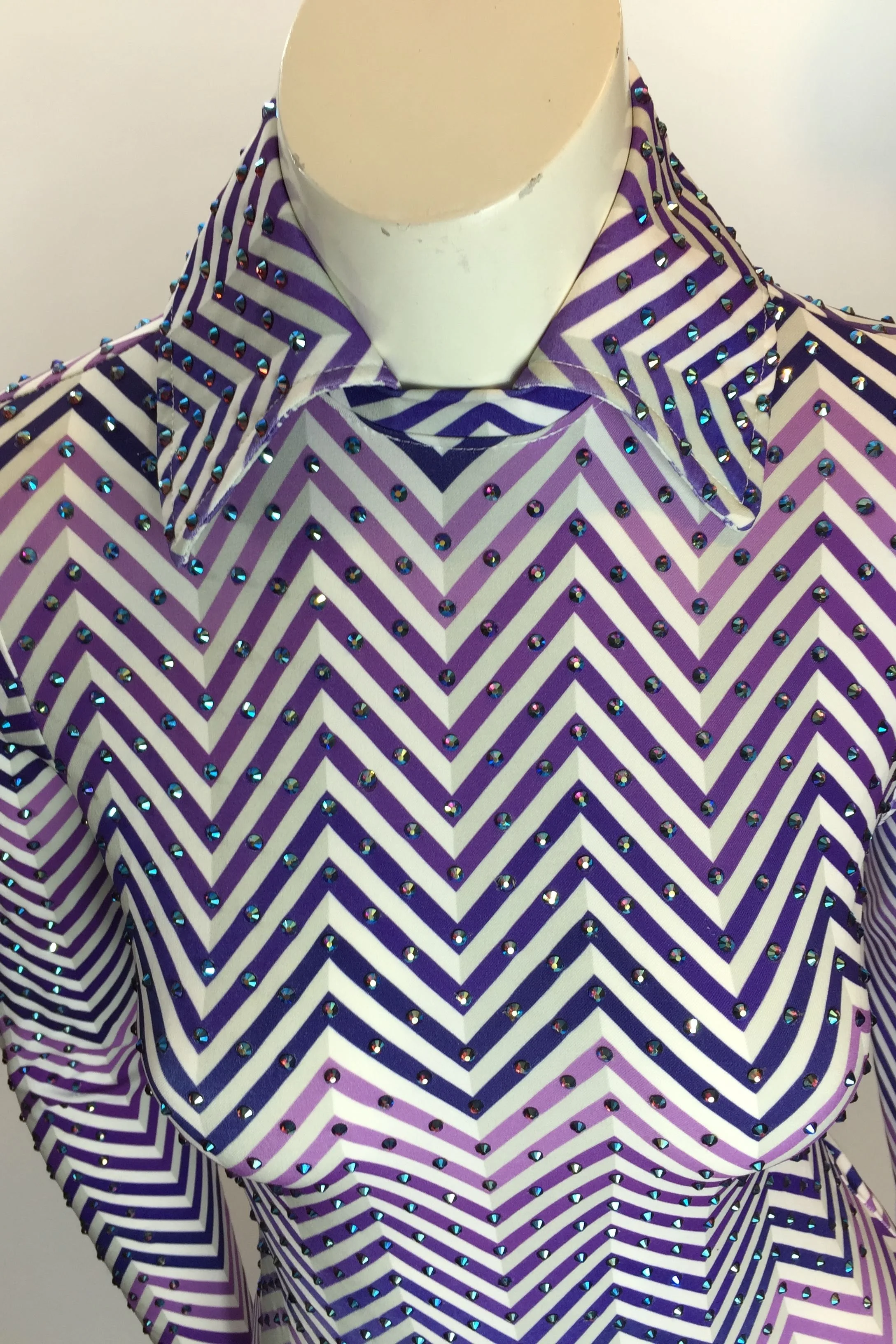 sparkle-ridge-western-show-clothes-purple-chevron-leo-stoned11.jpg