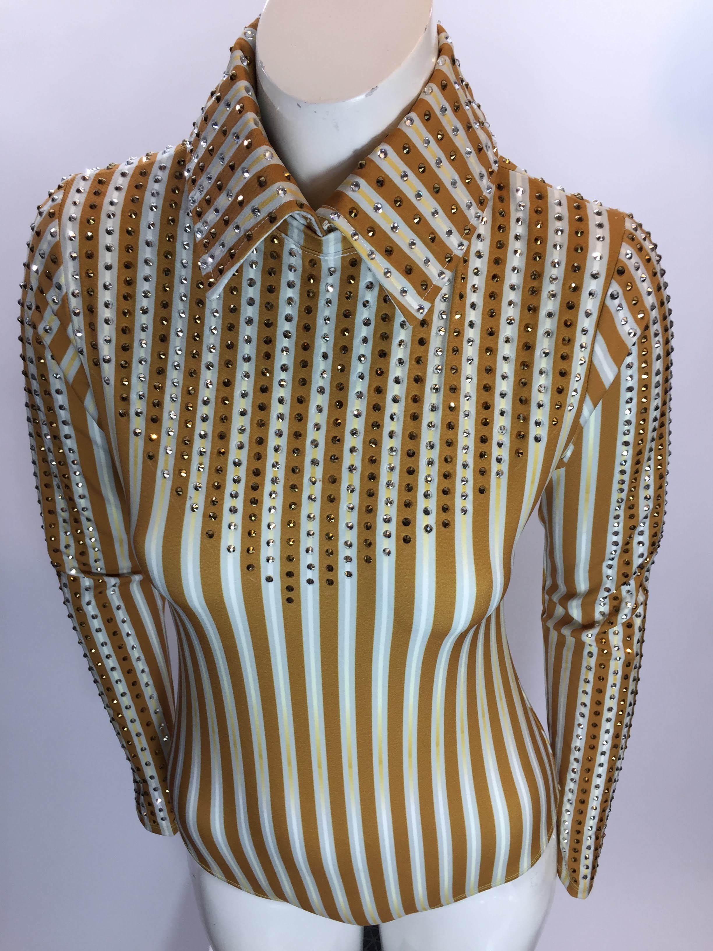 sparkle-ridge-western-show-clothes-stoned-mustard-leo.jpg