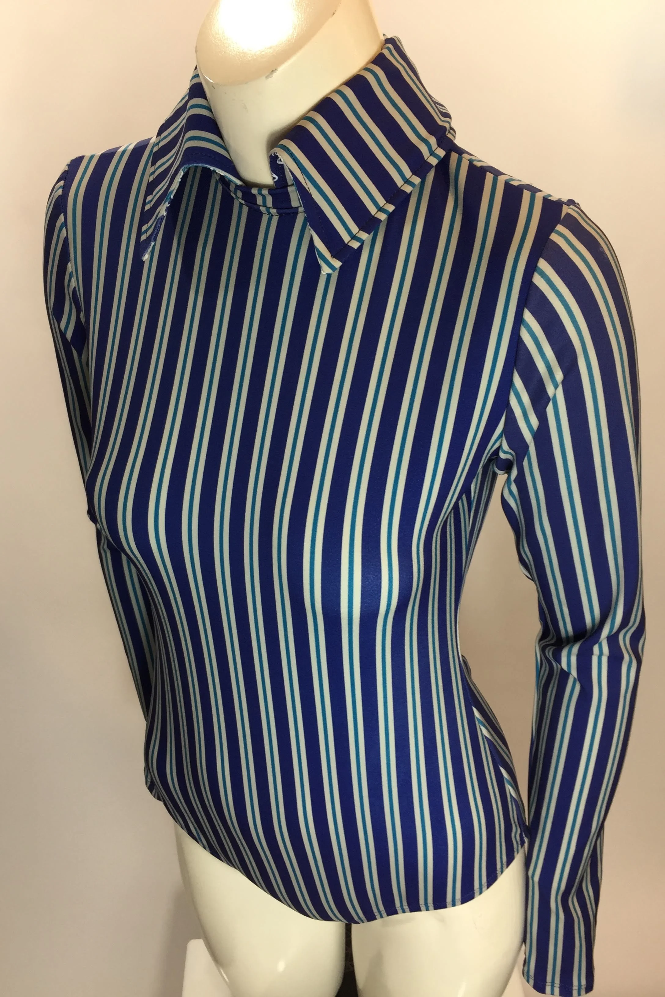 sparkle-ridge-western-show-clothes-navy-pinstripe-top3.jpg