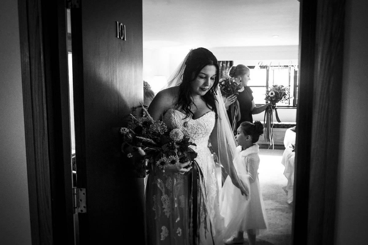 Villiers Hotel Buckingham Wedding Photographer-23.jpg