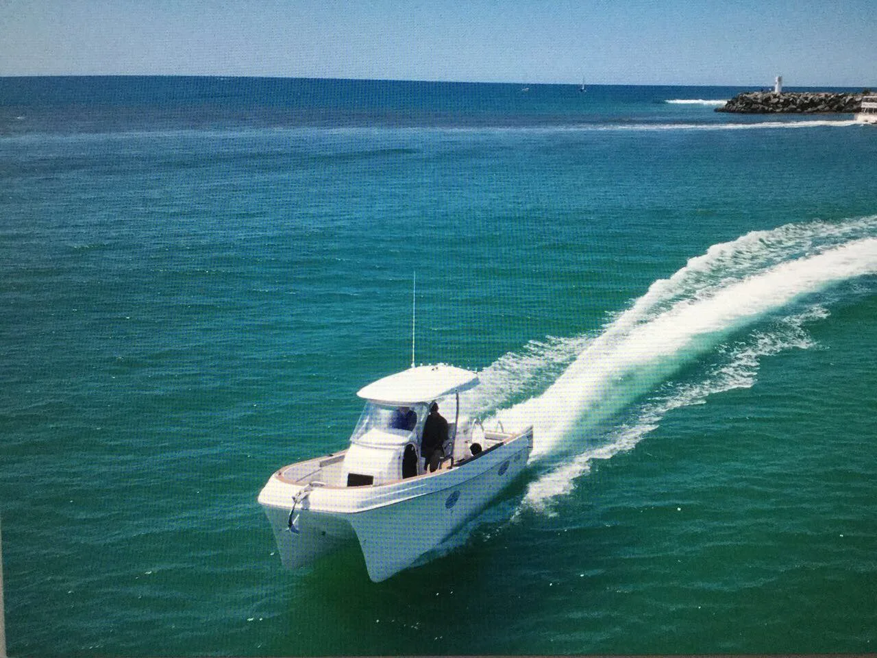 QCat Mirage 7000 On The Water