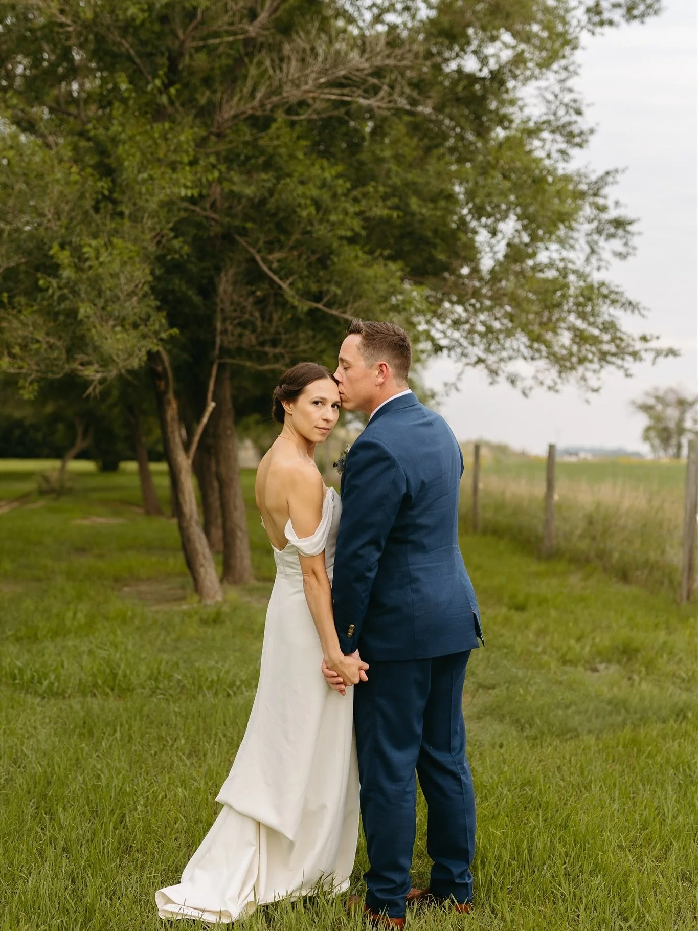 Kicked off my 2025 wedding season with Jillian and Scott 💛 
It was such an honour to capture their beautiful day that was filled with so much love and intention. 
I have a crazy month ahead with lots of weddings and travel, but I&rsquo;m so excited 