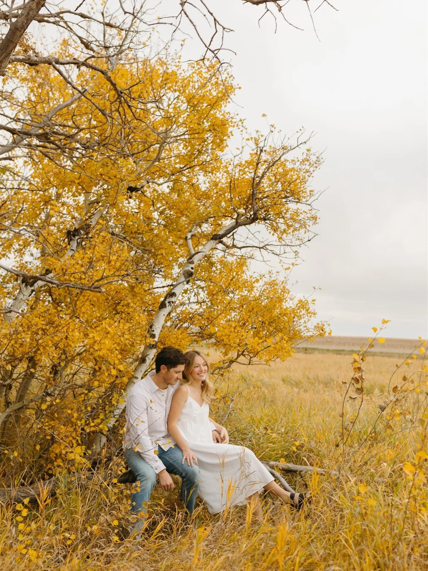 I know we&rsquo;re in the dead of winter, but I just couldn&rsquo;t believe I hadn&rsquo;t shared these photos yet!
Austin &amp; Camille&rsquo;s fall engagement session was so dreamy in every way. So excited for all of my 2026 weddings! 🫶🏼