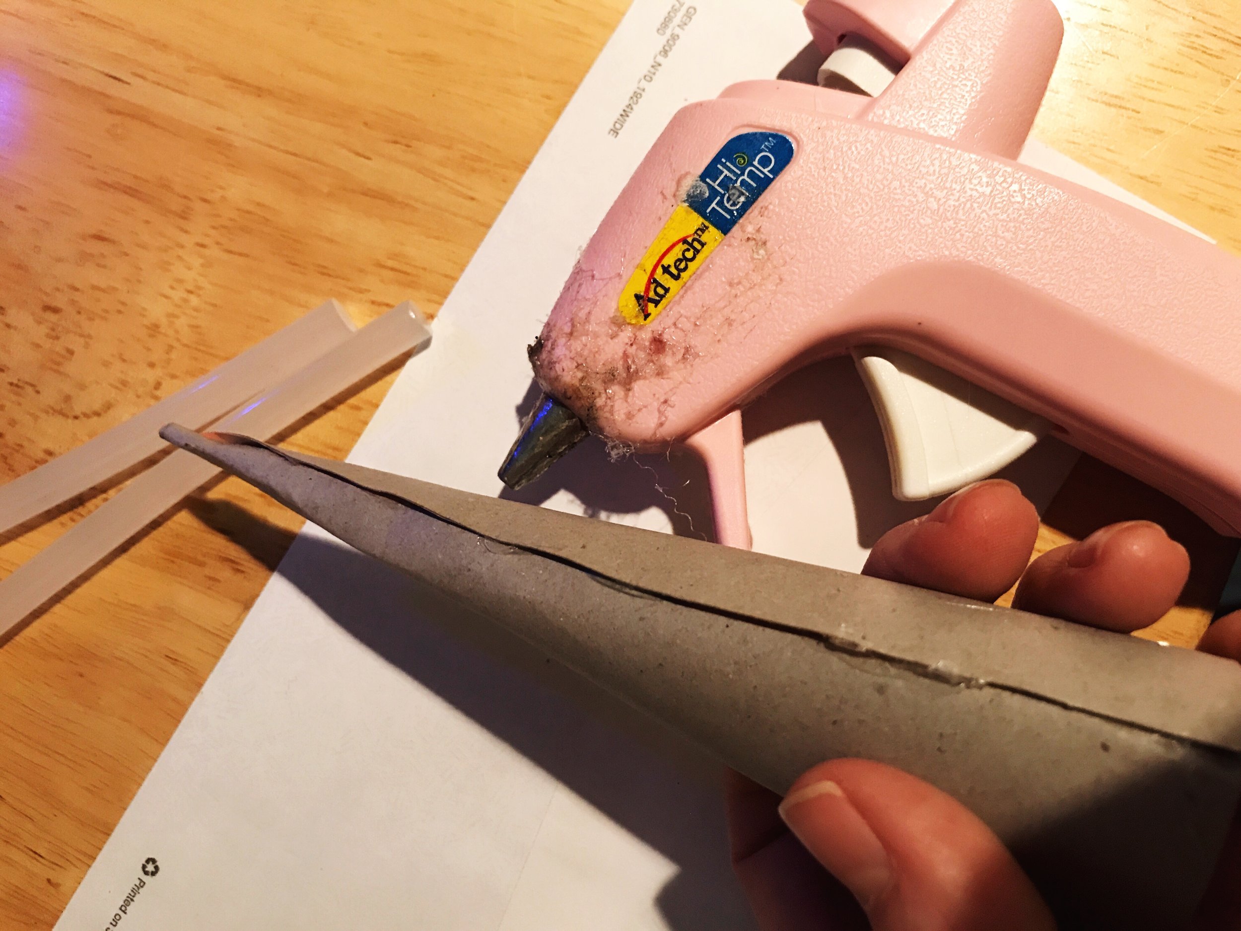 This is the embarassing true state of my hot glue gun. #gross