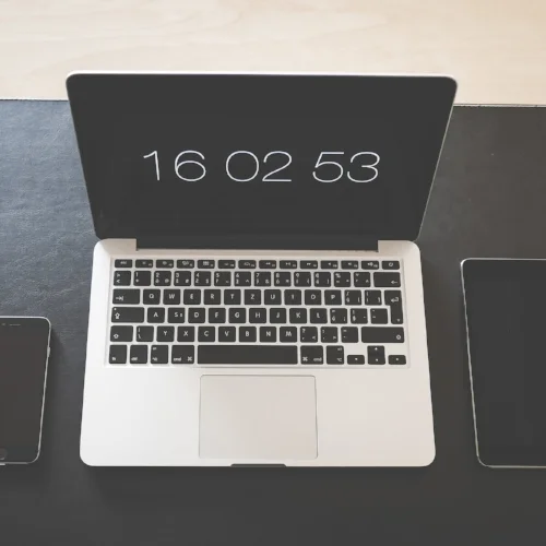 6 ways to reduce your daily screen time 