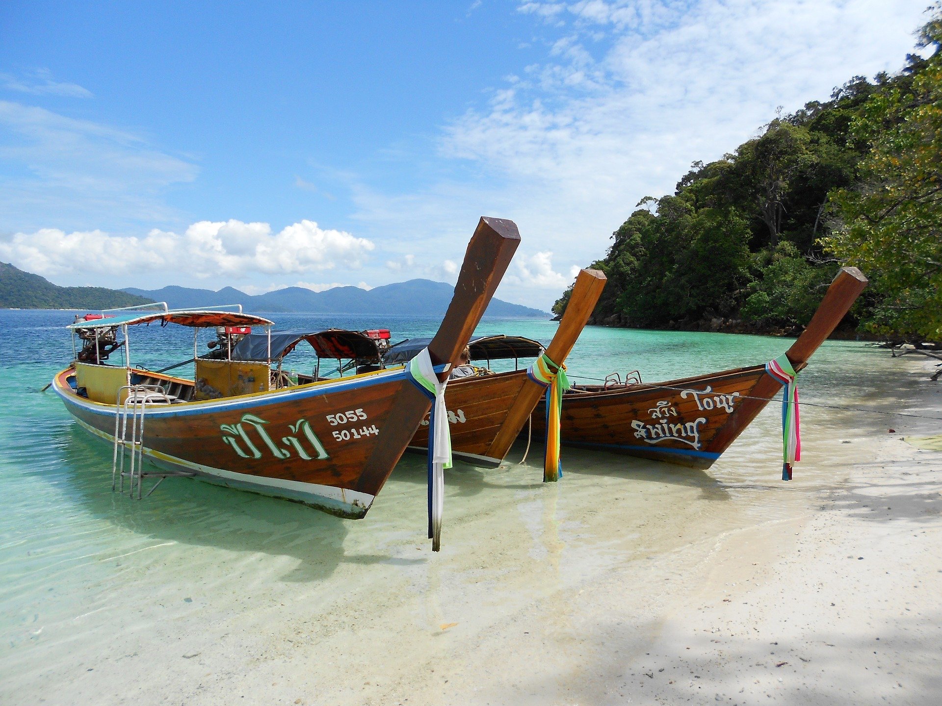 thai boat.jpg