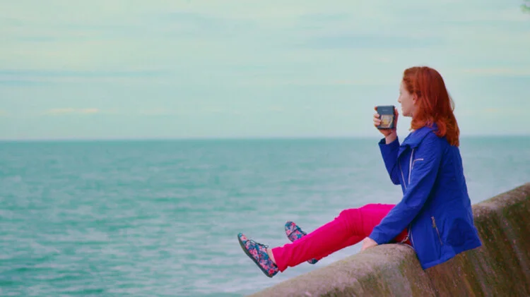  A blocked artist searches for the perfect spot to have the perfect thought.  