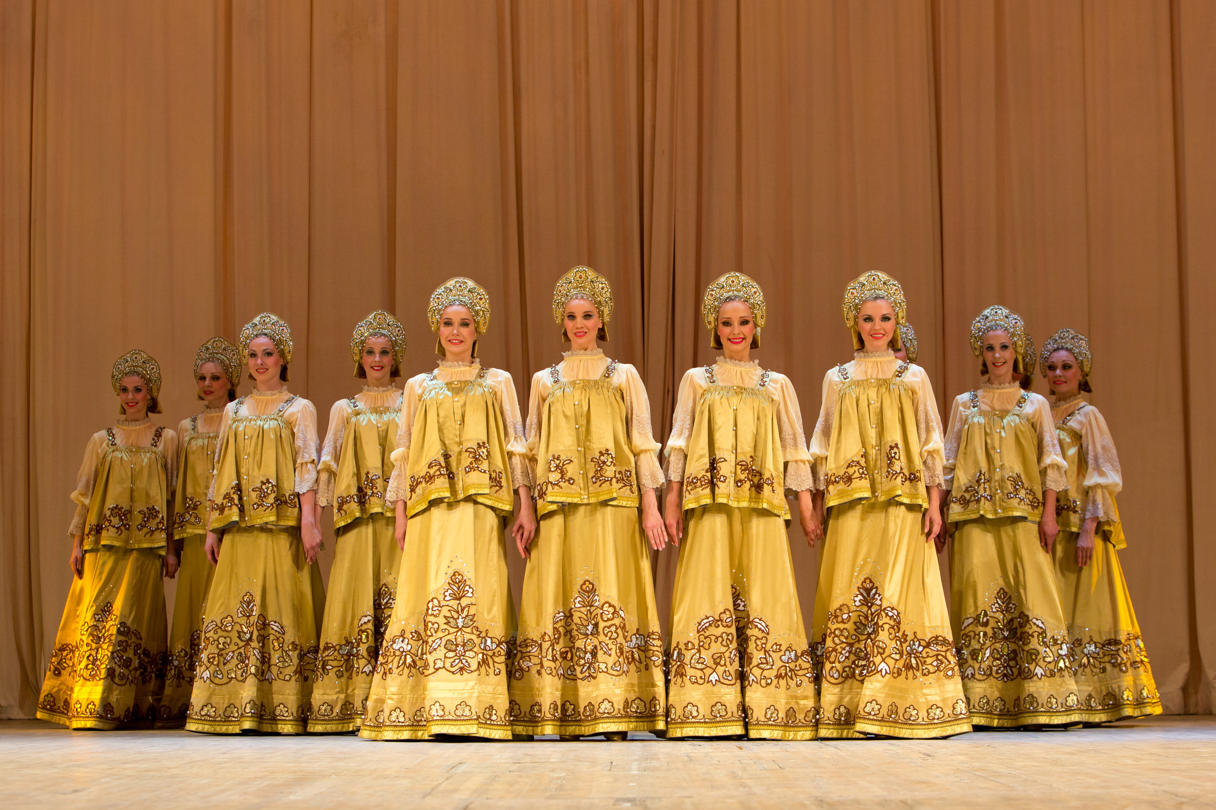 Русский танец березка. Группа берёзка (ансамбль). Ансамбль Березка кружевницы. Ансамбль танца Березка. Государственный Академический хореографический ансамбль берёзка.