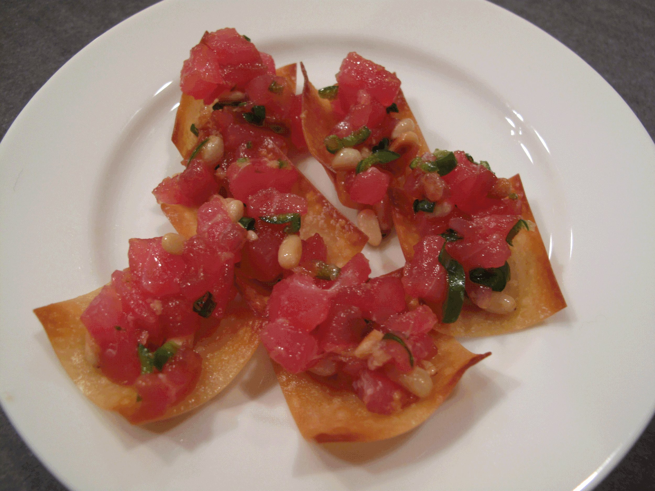 Sorry Charlies - Spicy Tuna on Wonton Squares