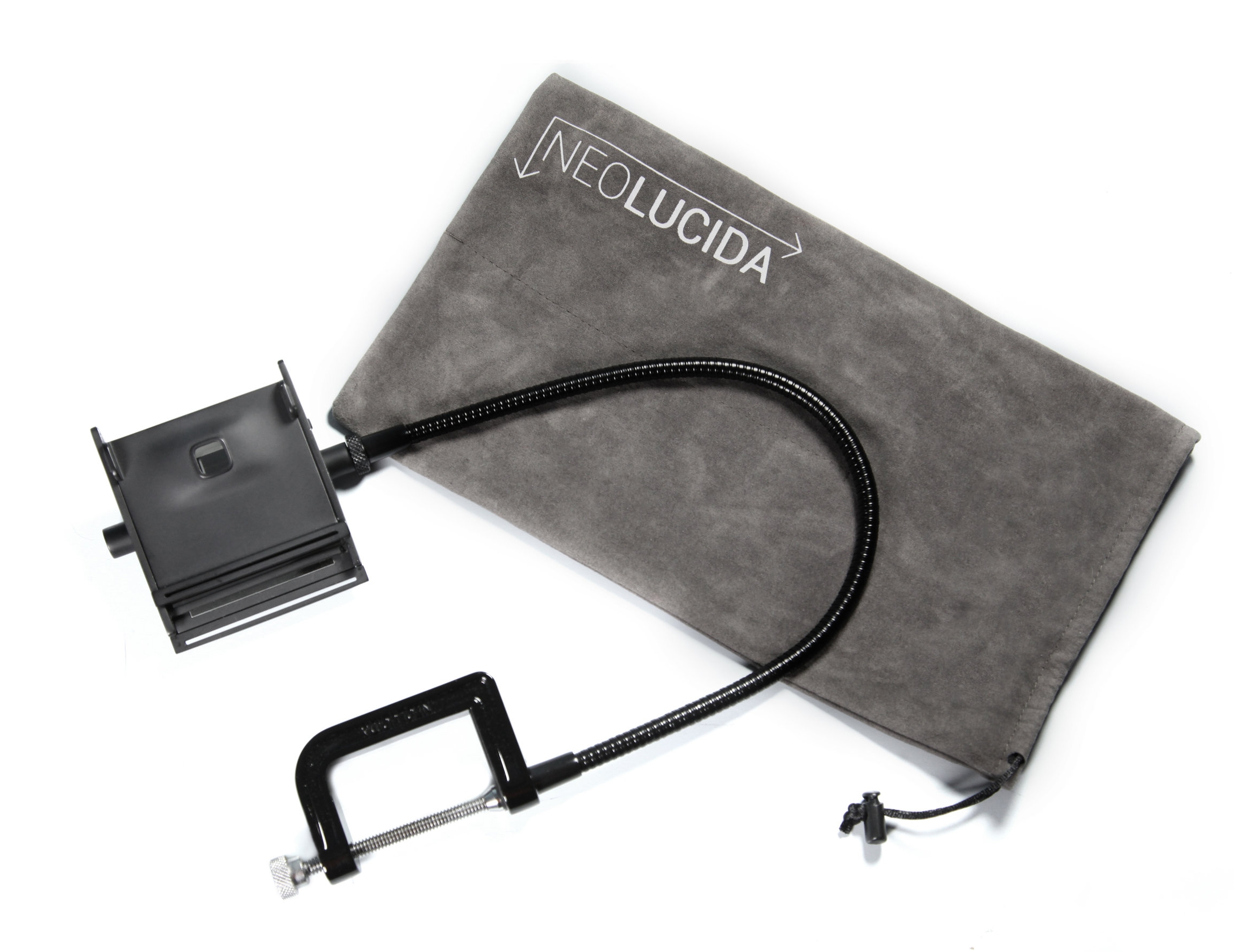  The NeoLucida XL fits into the custom pouch provided. 