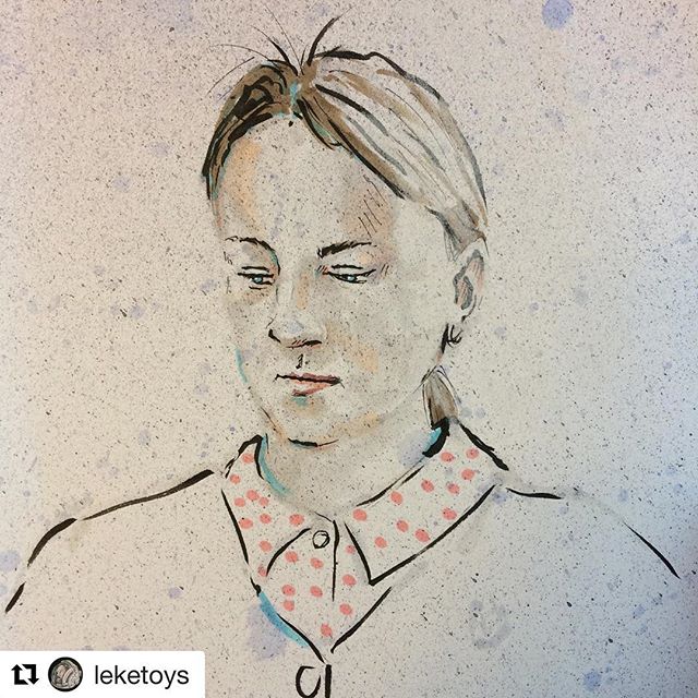 #Repost @leketoys (@get_repost)
・・・
@millamat thinks it hard to model - but is steady as a rock. #drawing #neolucida #portrait