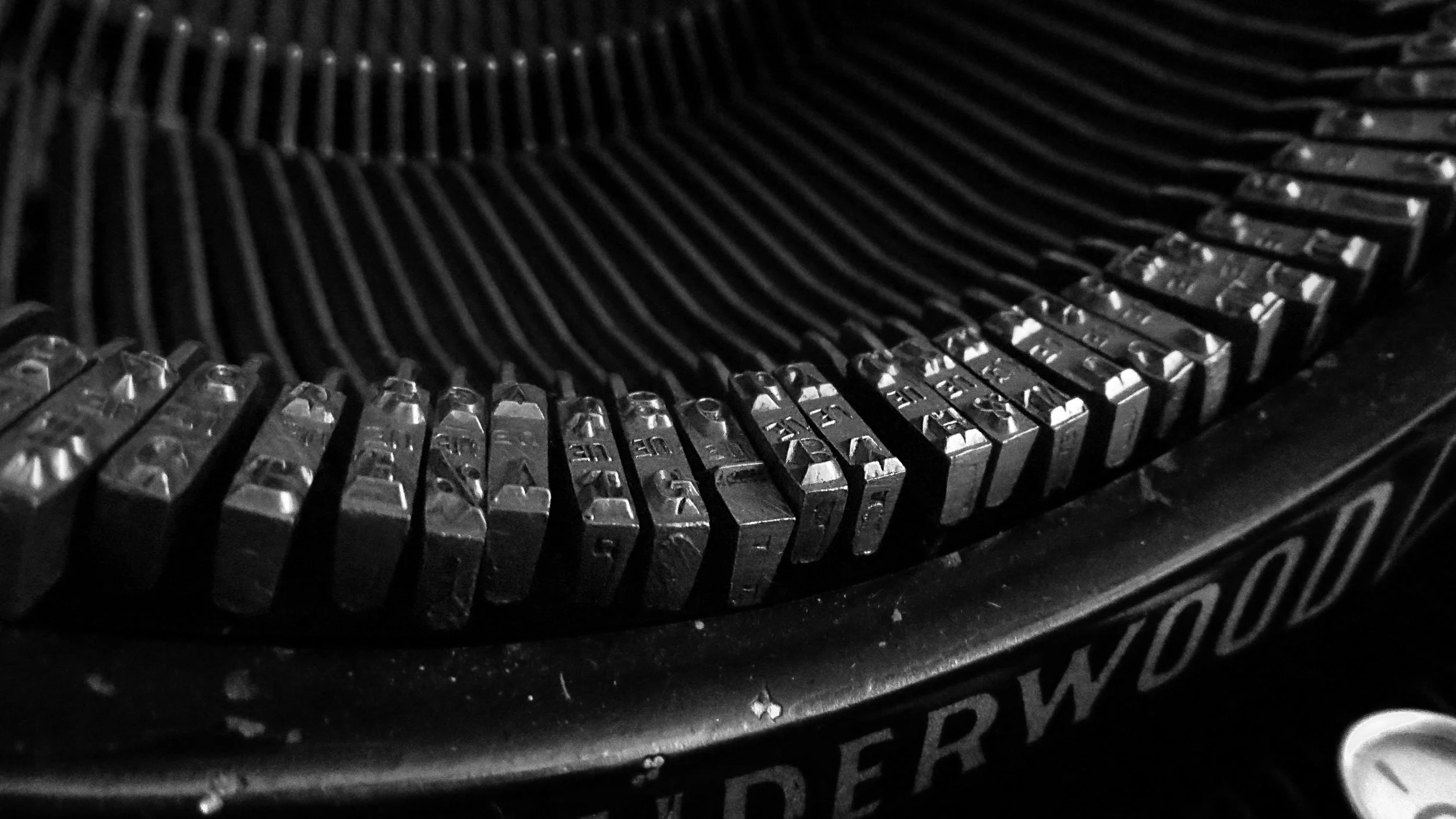 typewriter_keys.jpg