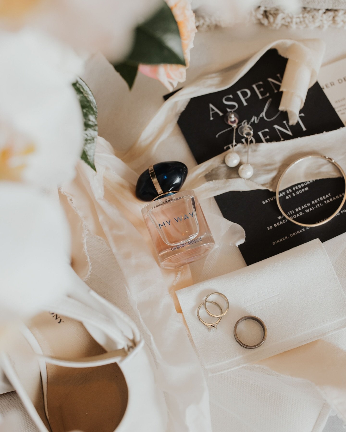 The iconic detail shot 🩵

@sophieisabellaphoto 
@pineapplesage_florist 
@aspenwhalen 

#weddingplanning #weddingdetails #weddingday #weddingstyle #taranakiweddingplanner