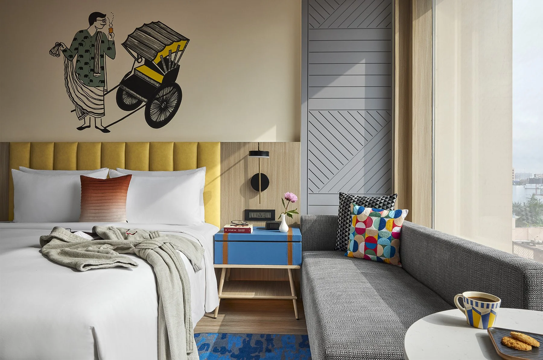 HCBK_StandardKingRoom_ Shot2_1632FW.jpg