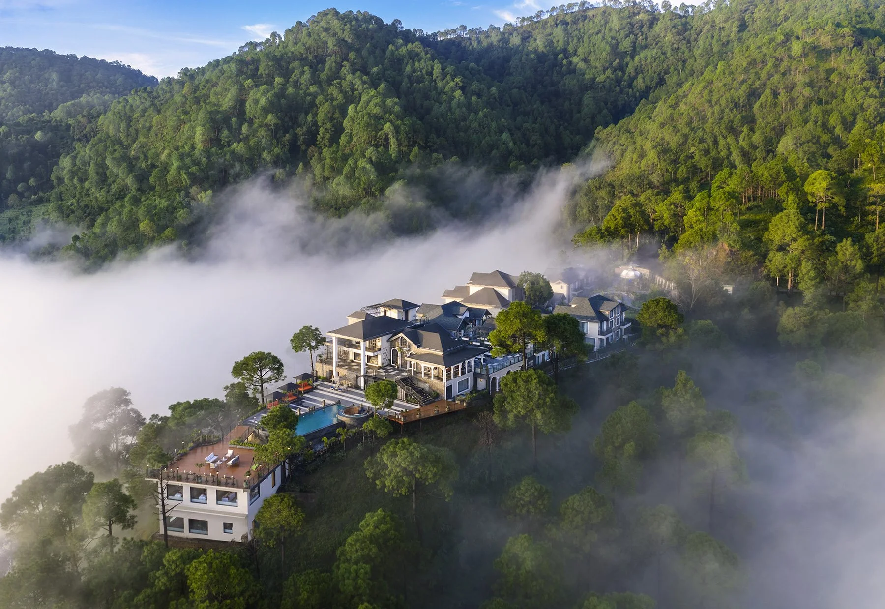 Storii by ITC, Naina Tikkar, Himachal