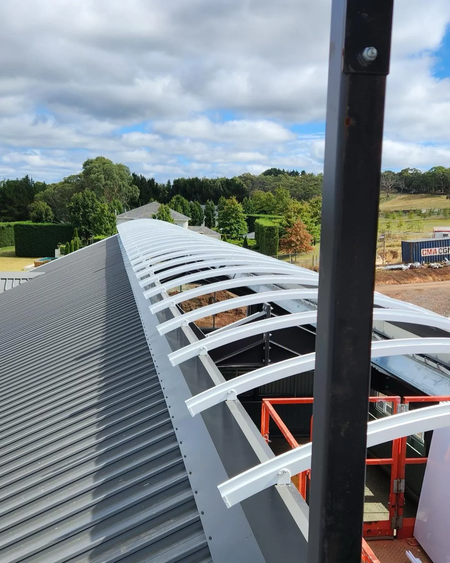 From start to finish, Gable skylight &amp; Curved Freespan Skylight. Great work by our team.

#suninstallations 
#danpal
#danpalon
#melbourneconstruction 
#roofingcontractor 
#roofingcompany