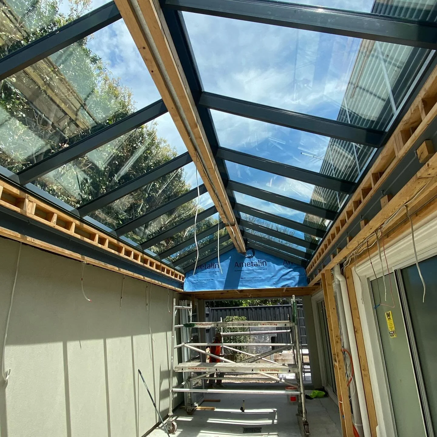 Another glazed roof using powder coated Intalok bar system with double glazed glass panels. 
#melbourneroofing 
#constructionmelbourne 
#belleskylights