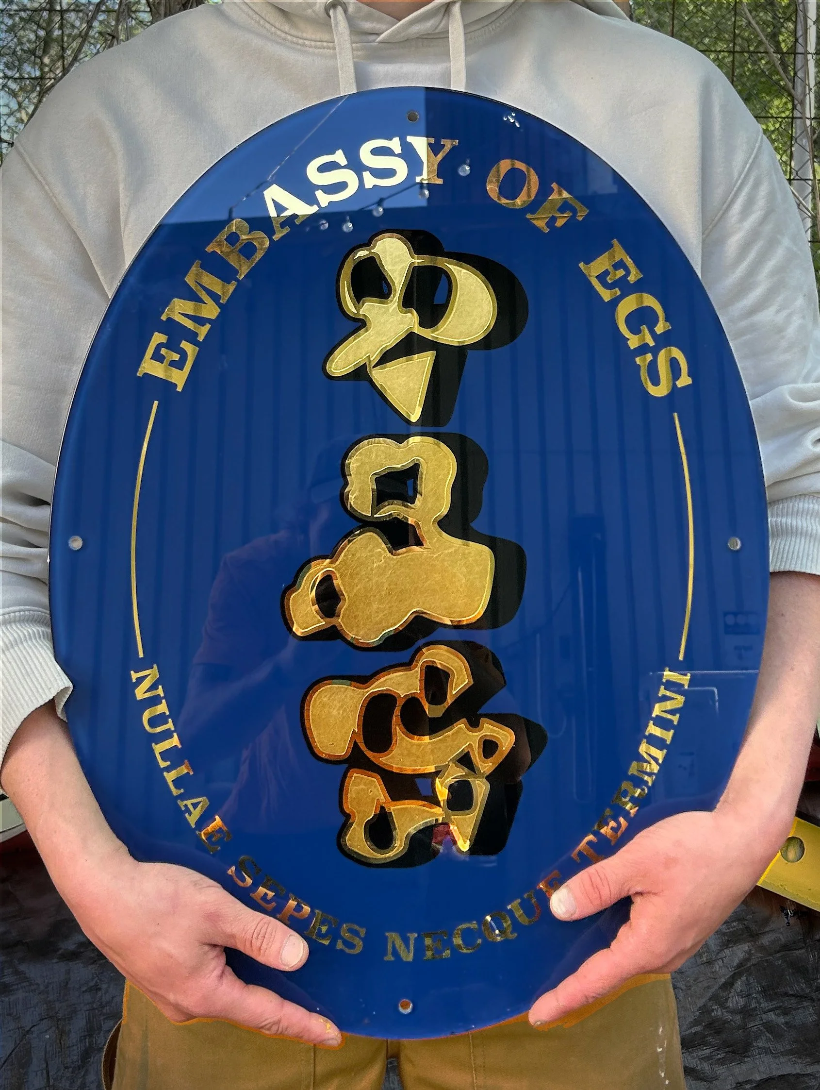 EmbassyOfEGS_SthlmSigns.jpg