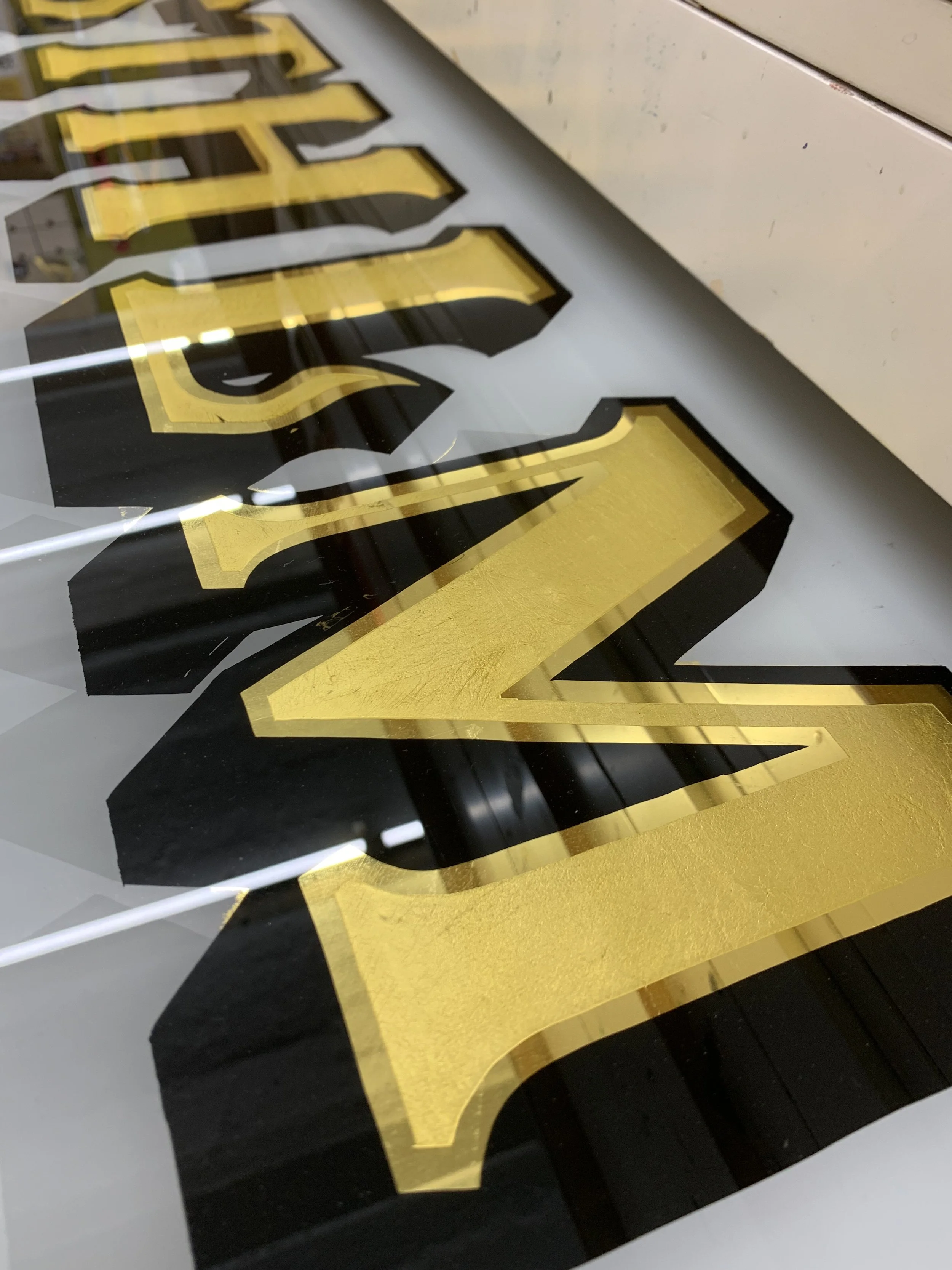 Sthlm_GoldLeaf.jpg