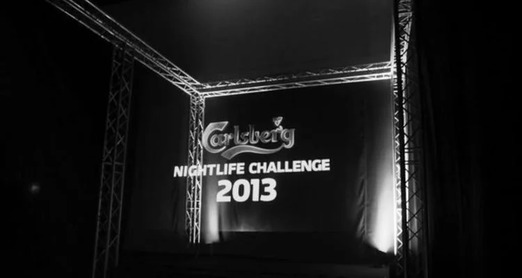 LIVE-HOLOGRAMMÜBERTRAGUNG VON STAR-DJ'S GELUNGEN