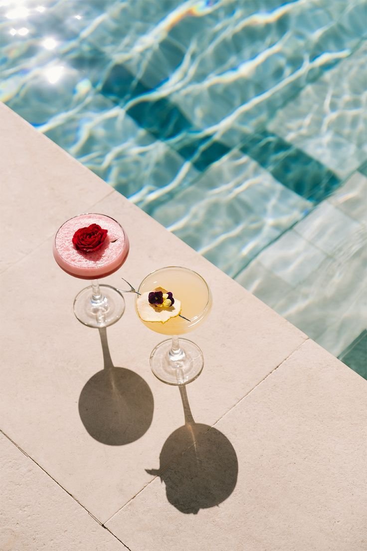 Cocktails by the pool in Saint-Tropez_.jpeg