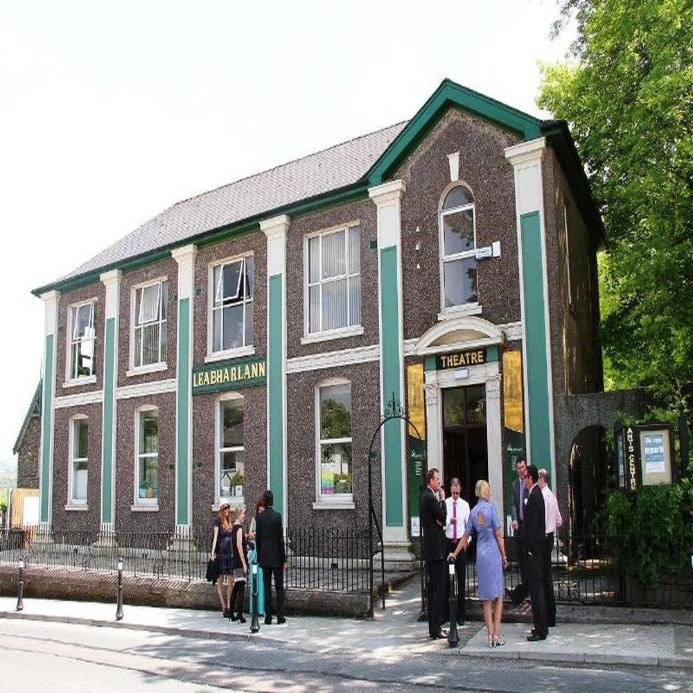Carnegie-Arts-Centre.jpg
