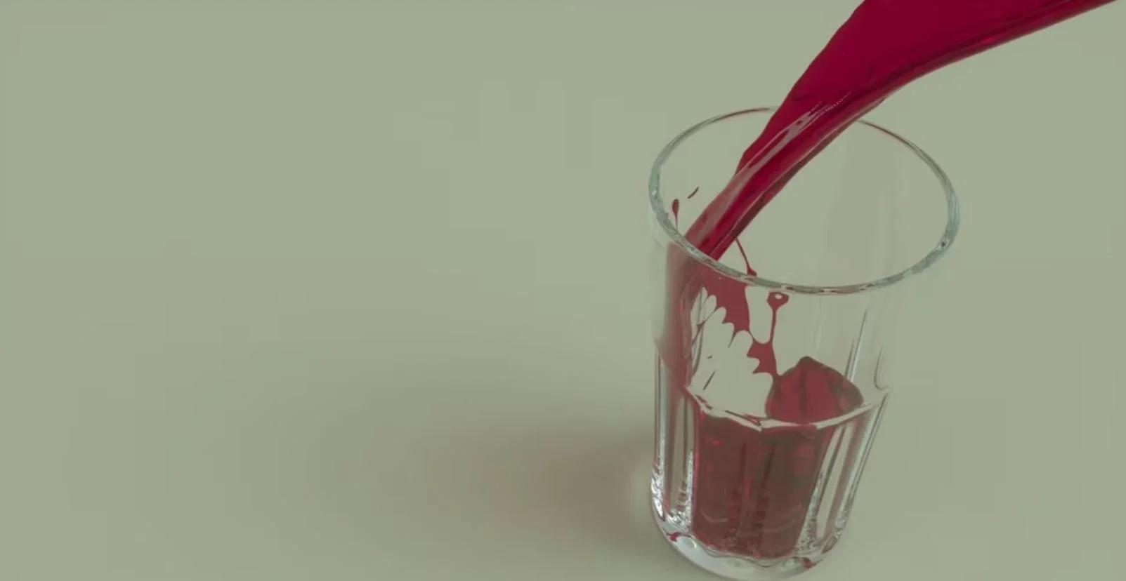 Cranberry_juice.JPG