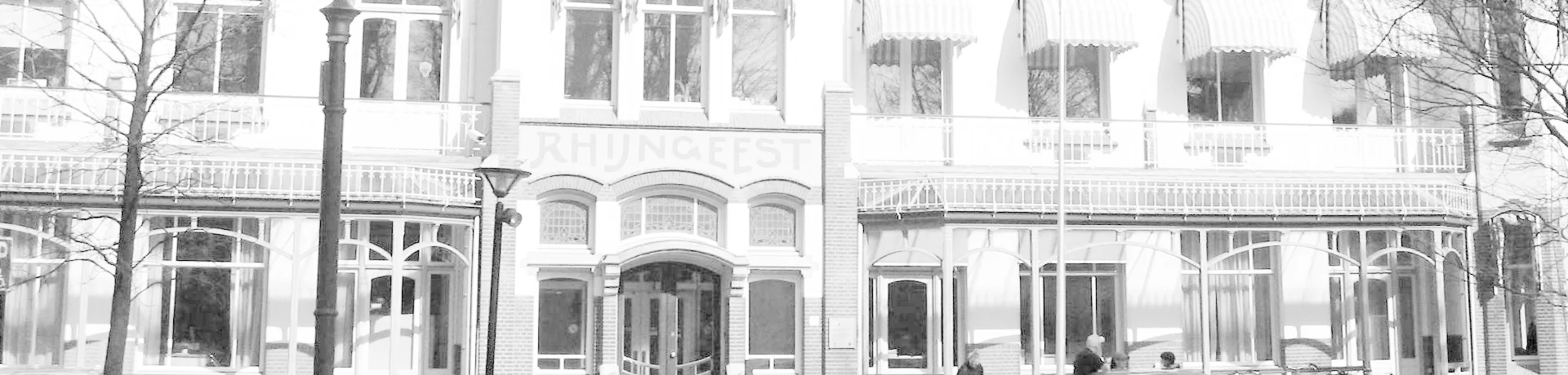 stadhuis-oegstgeest-via-wik (1).jpg