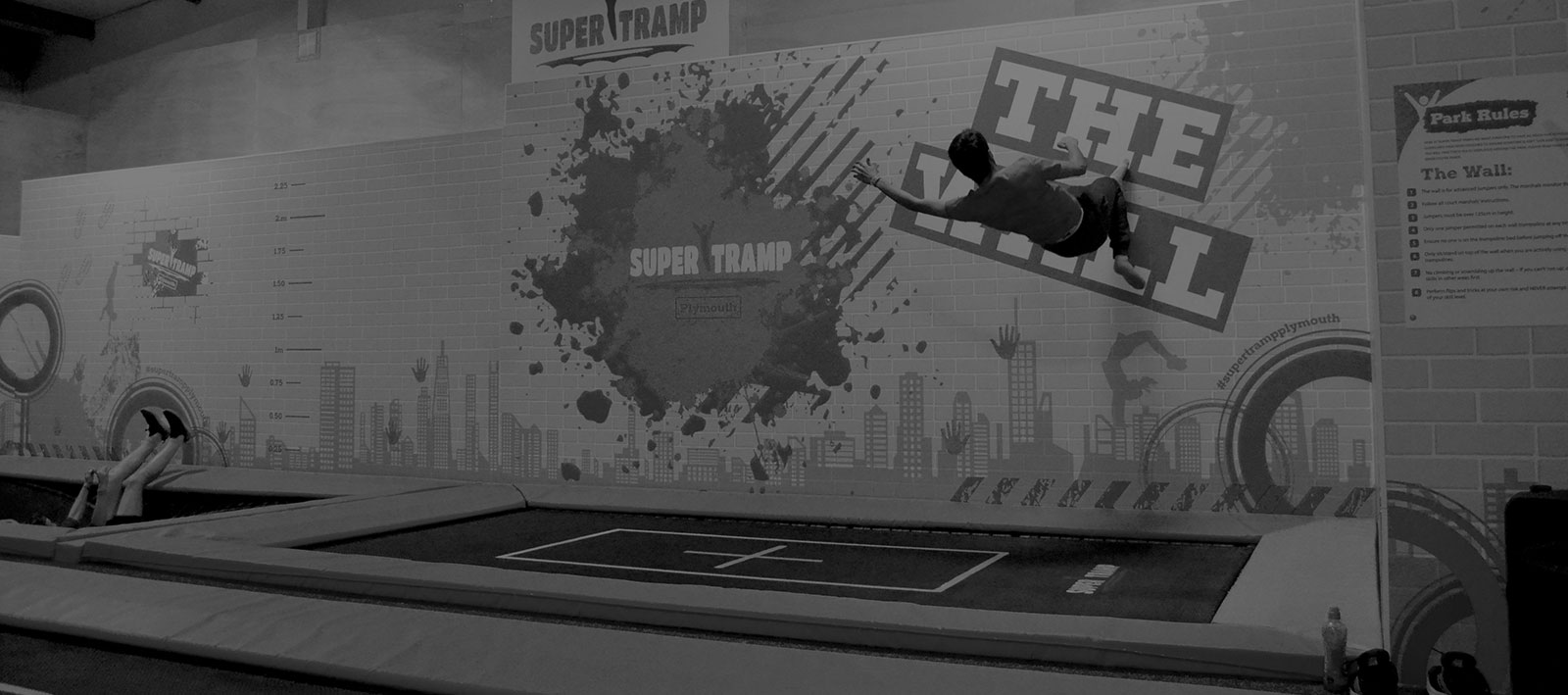 wall_running_background-blk-web.jpg