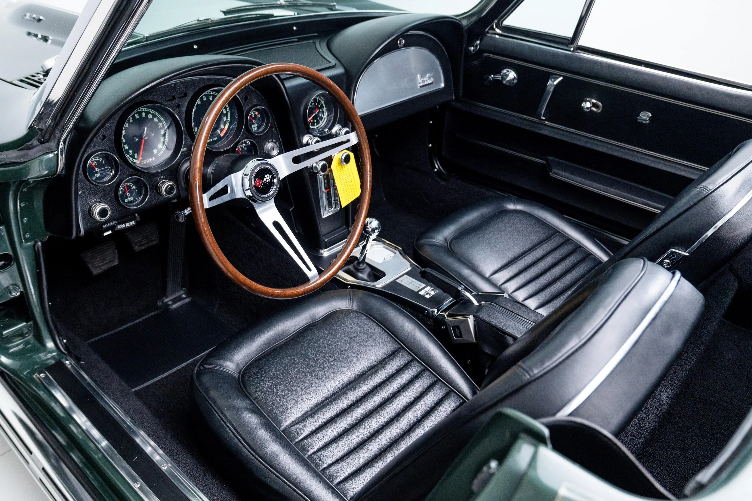1967 Chevrolet Corvette Green (1545) - WS-129.jpg