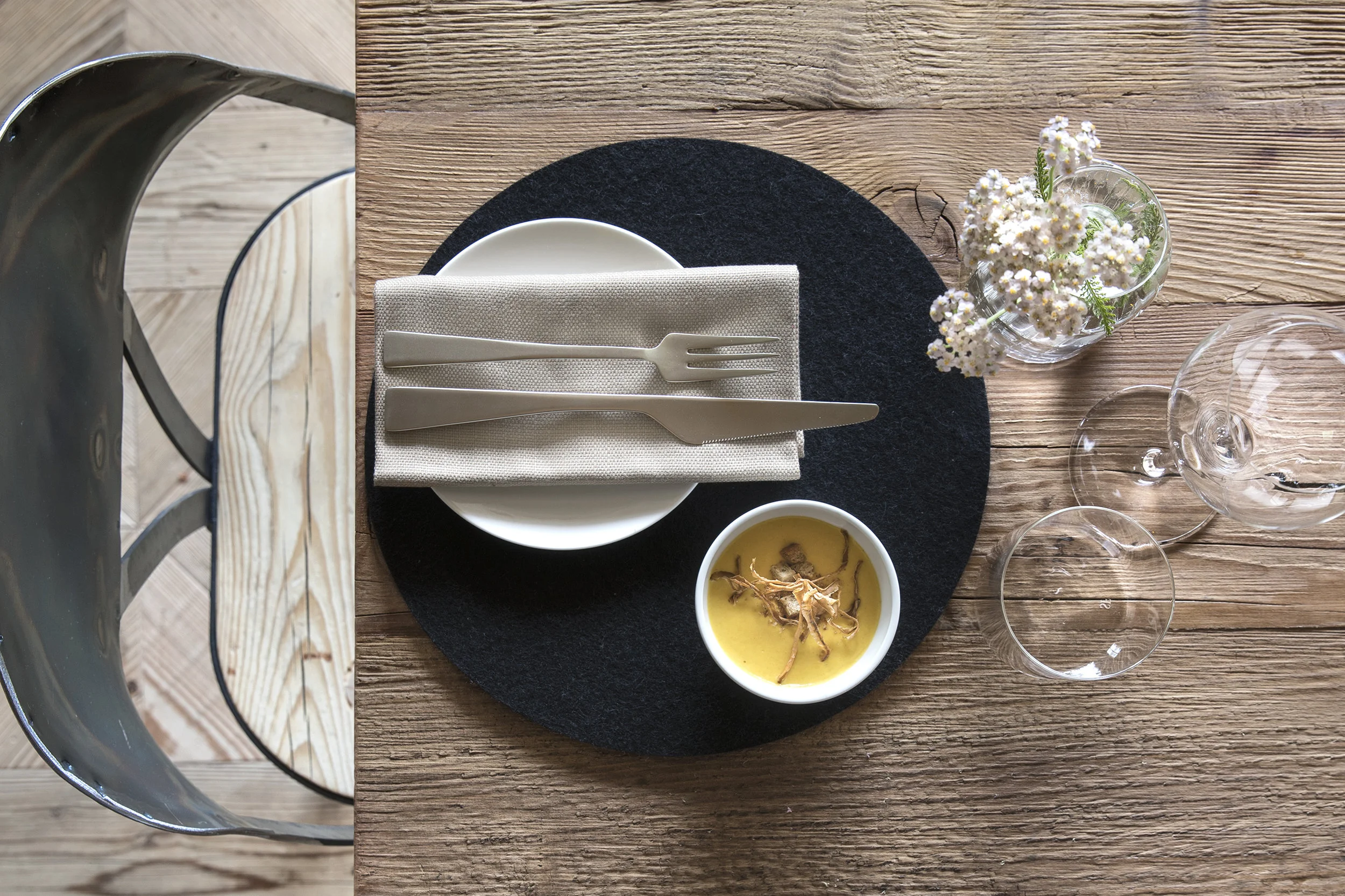 sanbrite table indoor photo stefania giorgi