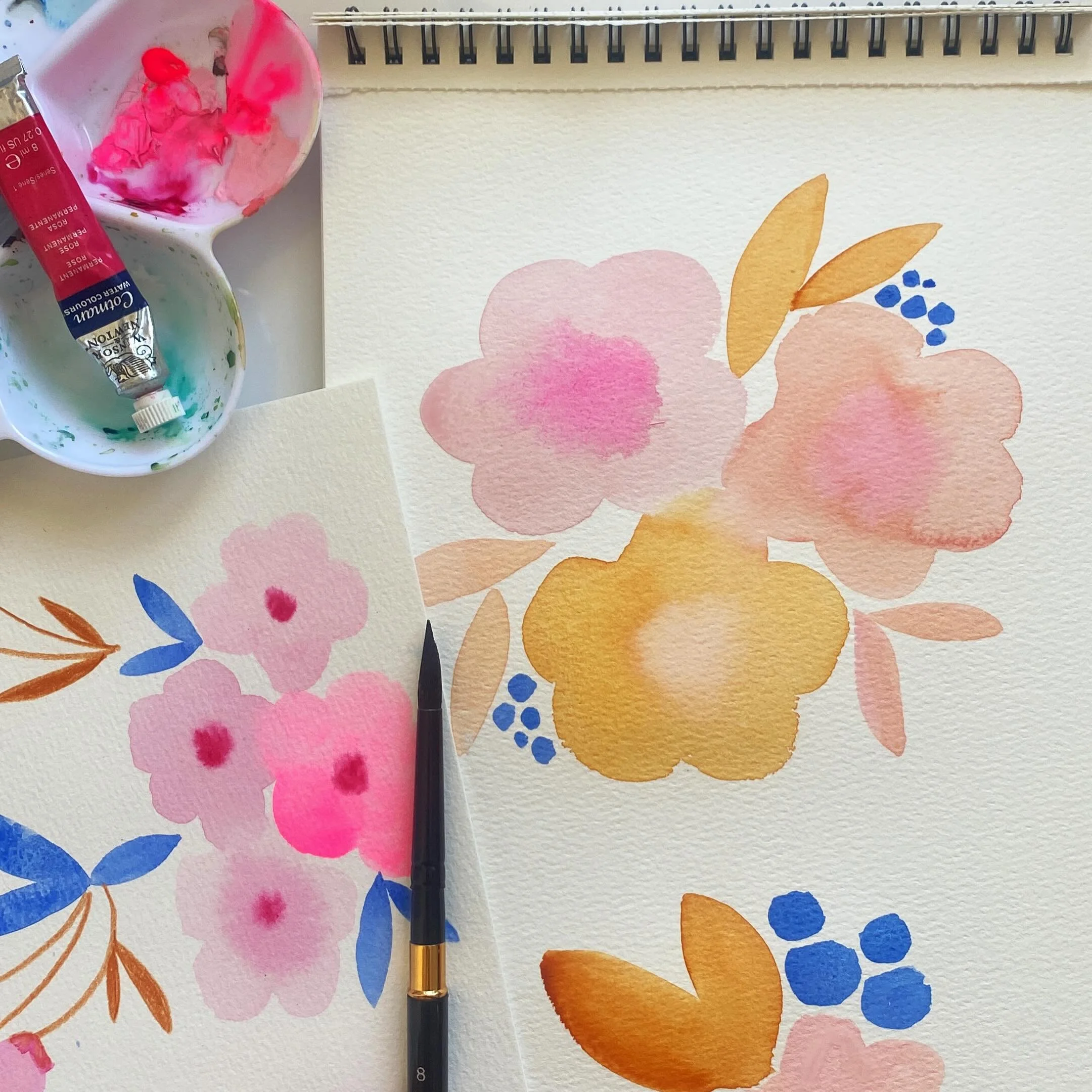 Monday mornings are for colours &amp; flowers 🌸 

Here I&rsquo;ve used: 

Paints - @winsorandnewton pans &amp; cotman watercolours, @kuretakejapan gansai tambi watercolours, @holbein_art acryla gouache. 
Pencils - @fabercastelluk polychromos 

(Not 