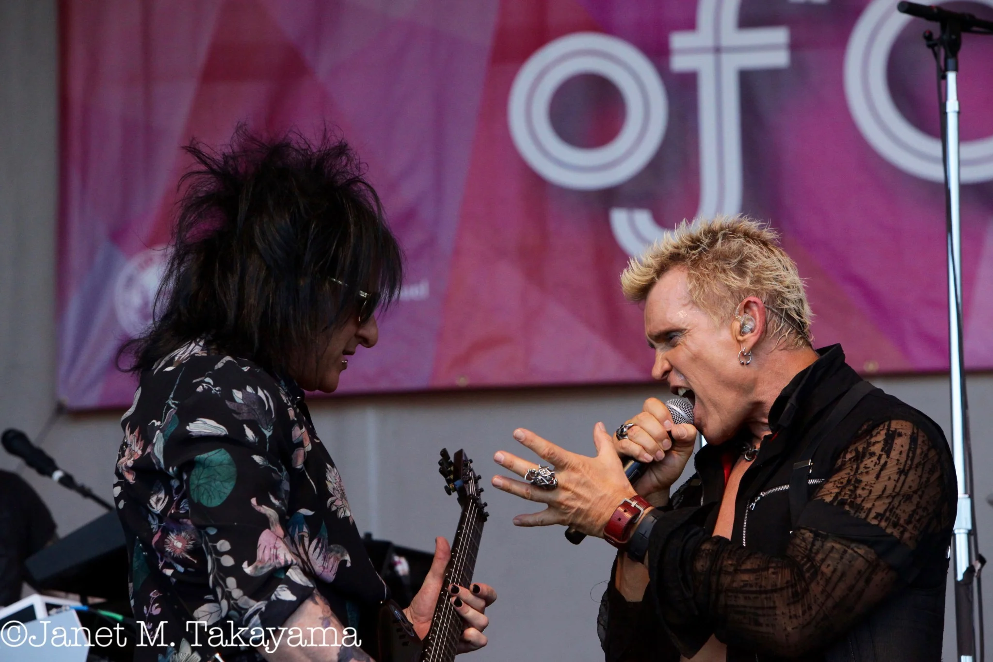 41.Billy Idol3(top pic).jpg