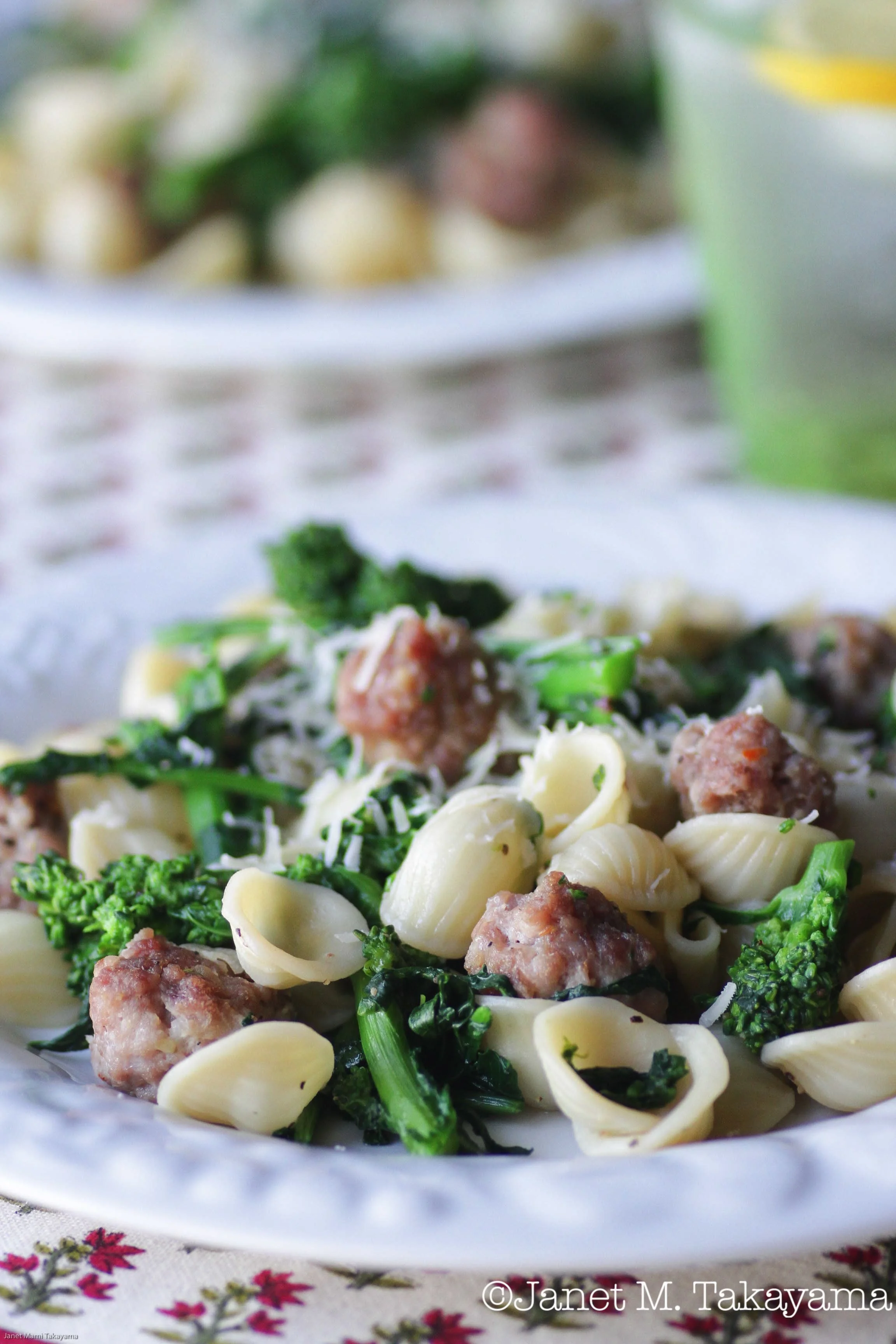 Orecchiette con Rapini e Salsiccia