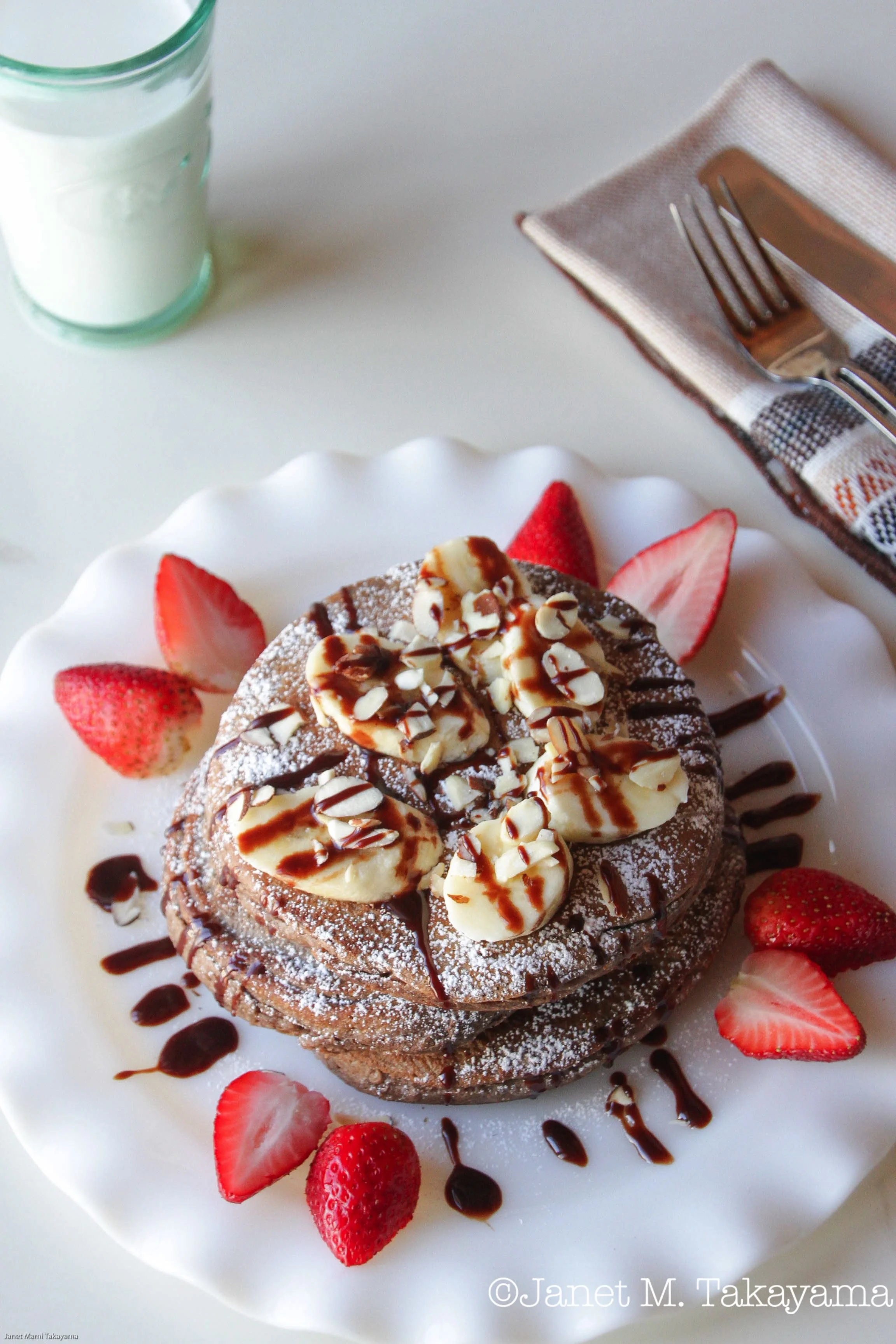 Cocoa Pancakes with Banana Topping