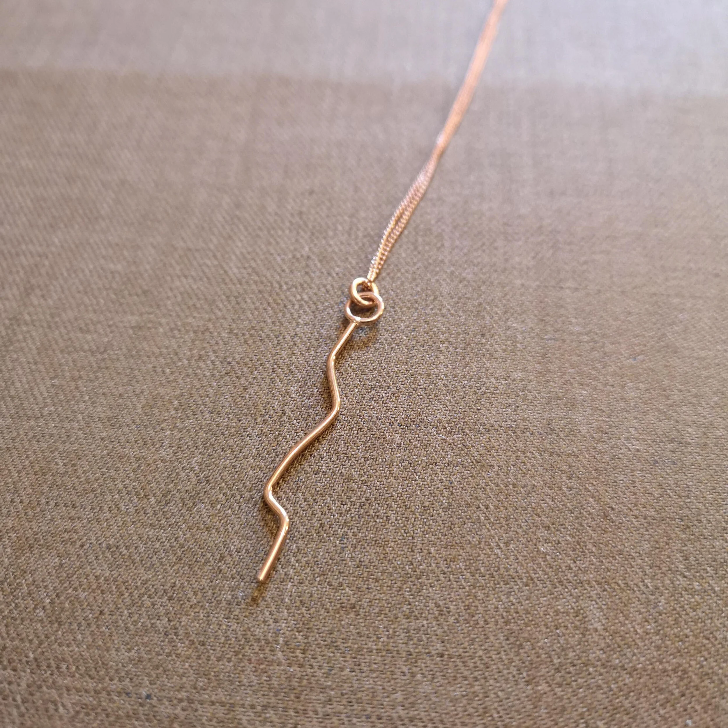 Waves Pendant in Silver or 14ct Goldfilled