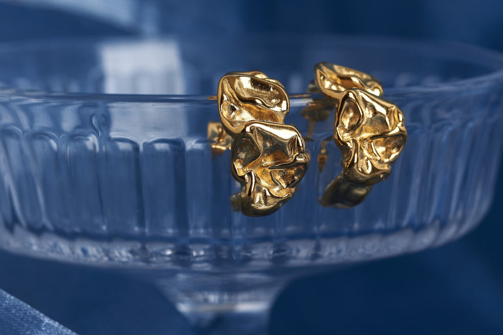Ballinger-Crumpled-Gold-Hoops-0-89.300DPI.jpg