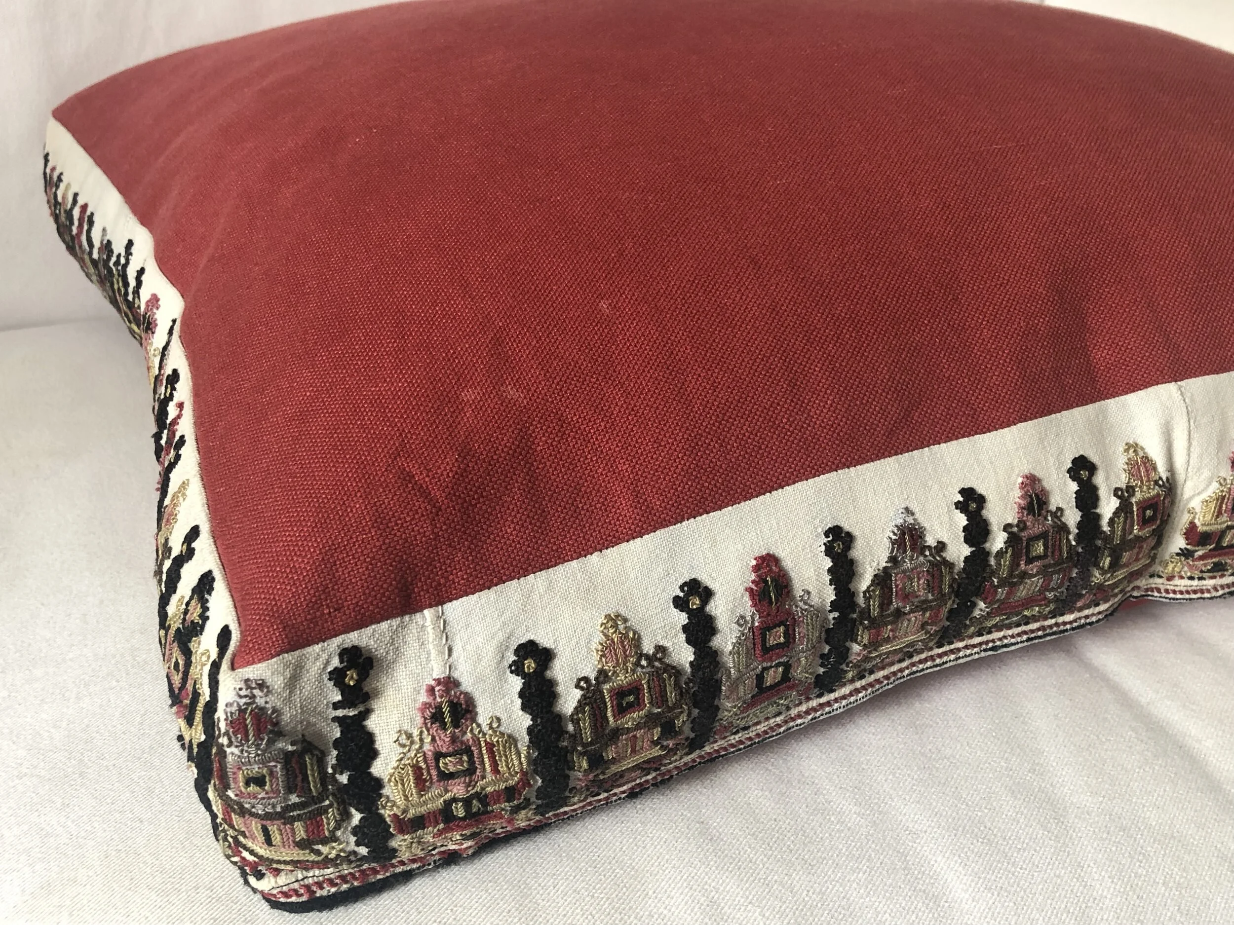 3D created by the embroidery width