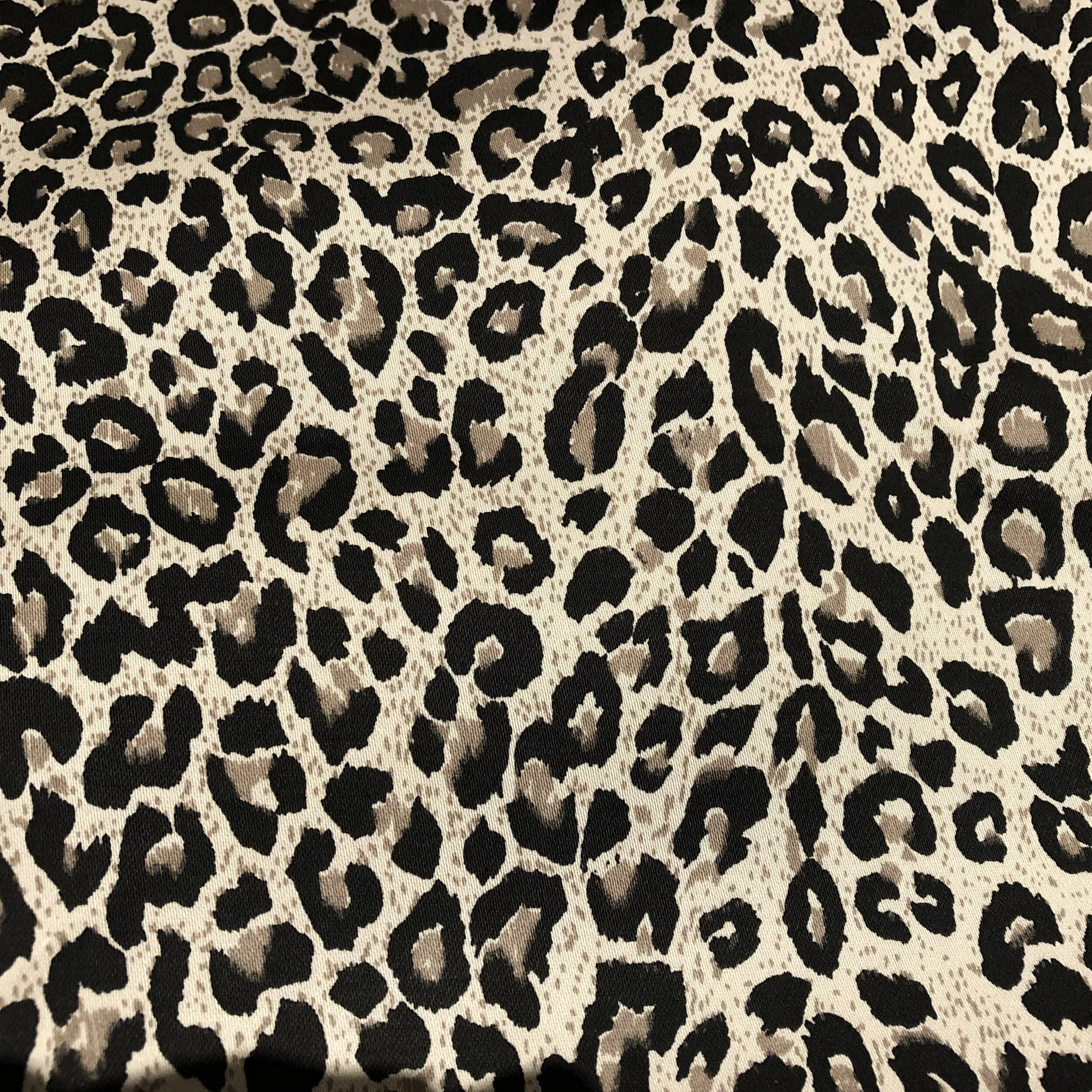 leopard grey