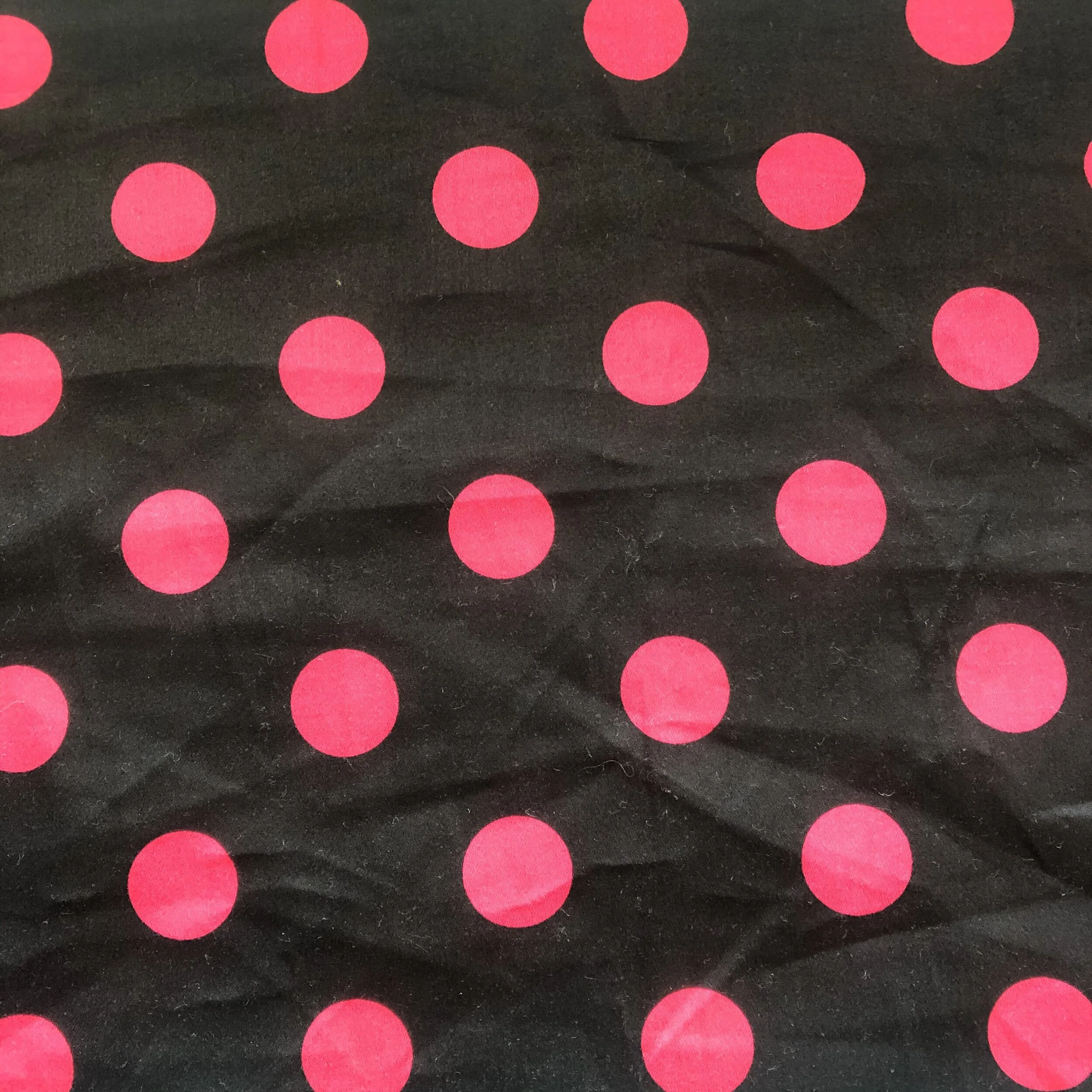 black pink polka dot