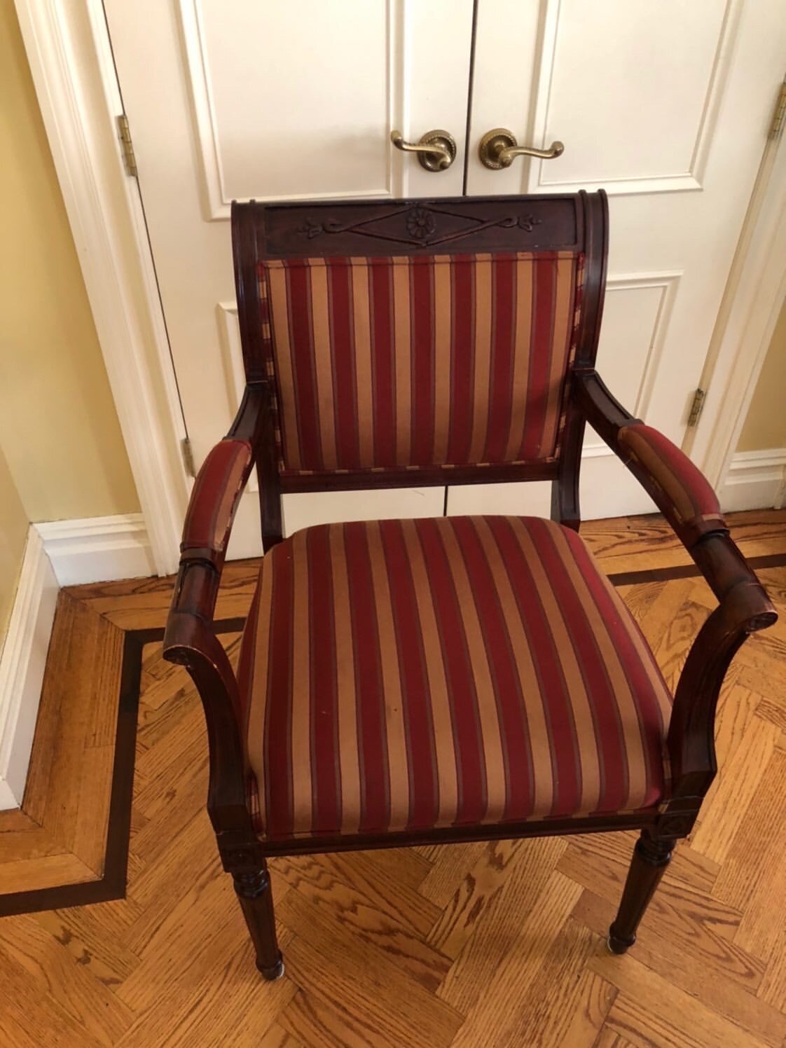 12 Beautiful Dining Room Chairs 