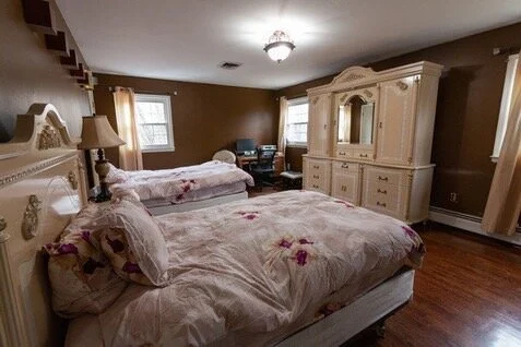 Beautiful, 4 Piece Light Wood Bedroom Set