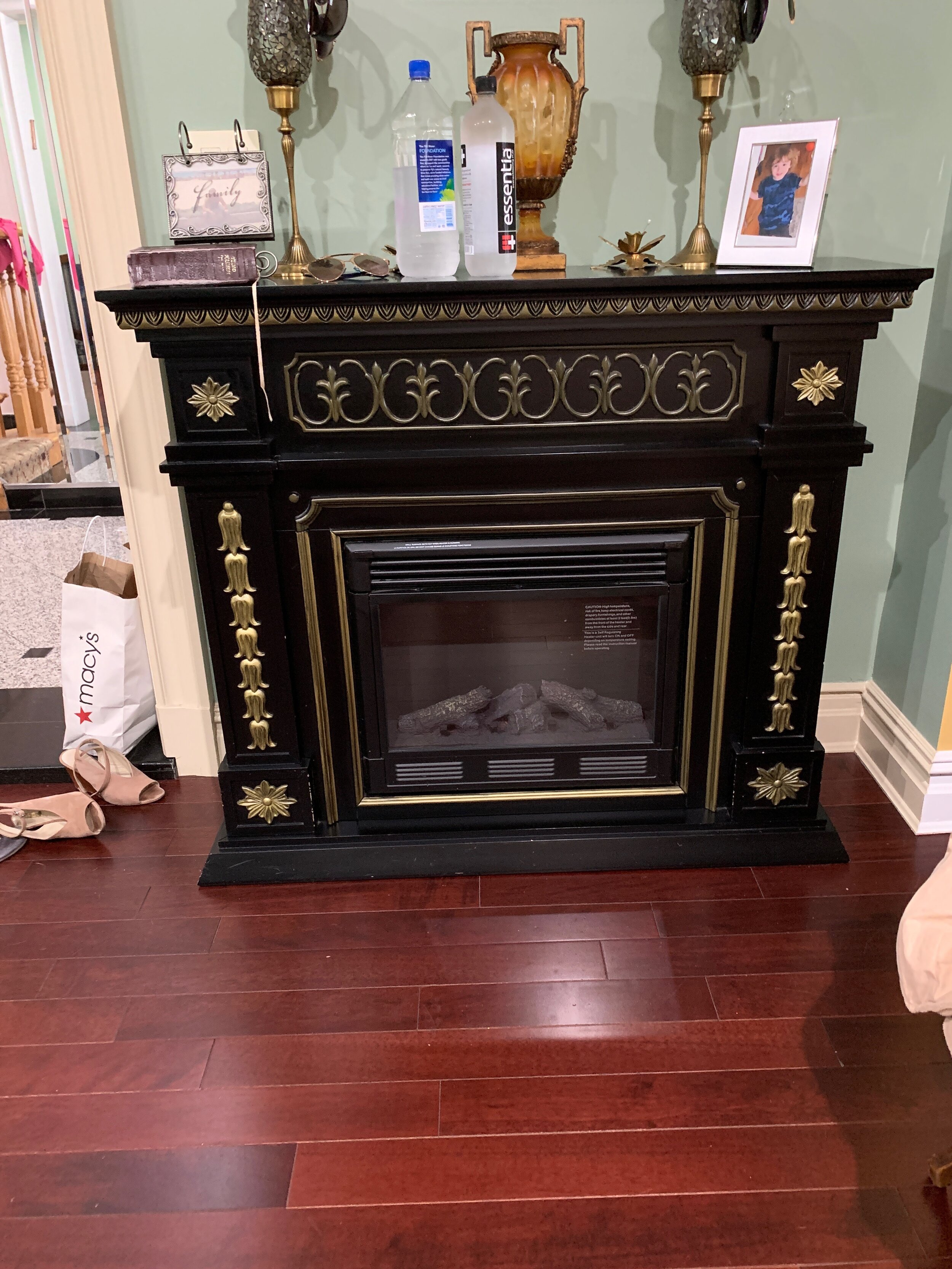 Fancy and Elegant Electrical Fireplace