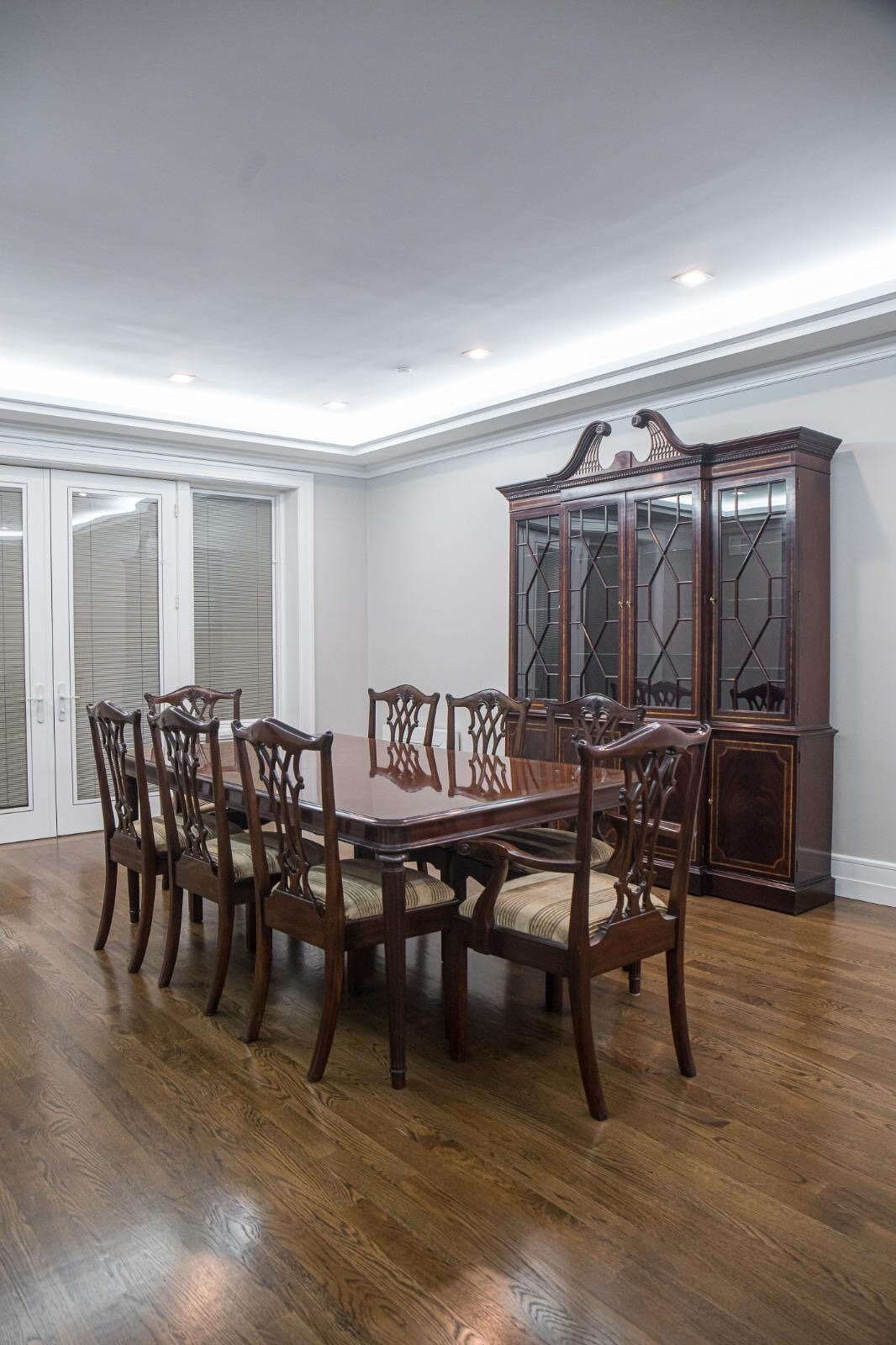 Gorgeous Hickory White Dining Room Set