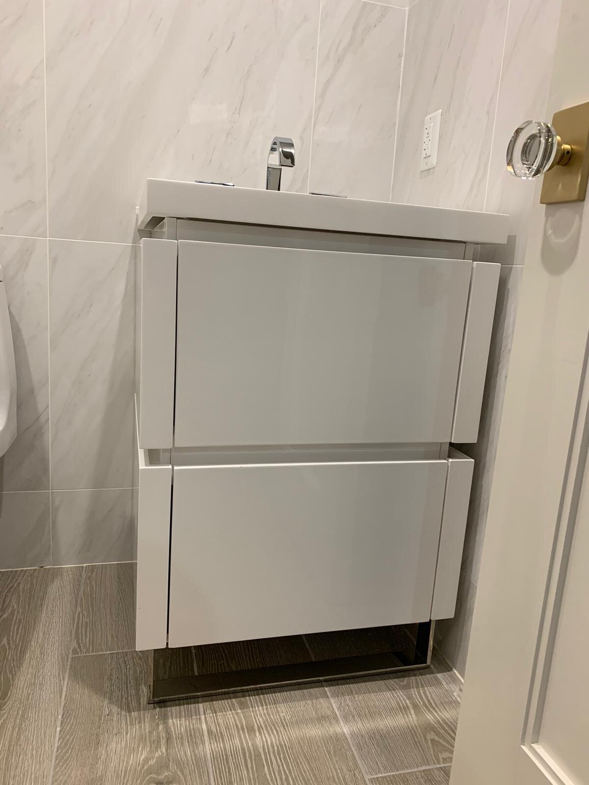 Brand New 3 Piece Set Madeli Vanity