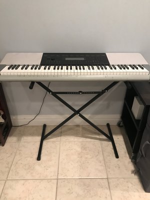 WK-22 Casio Keyboard — Furniture Matchmaker