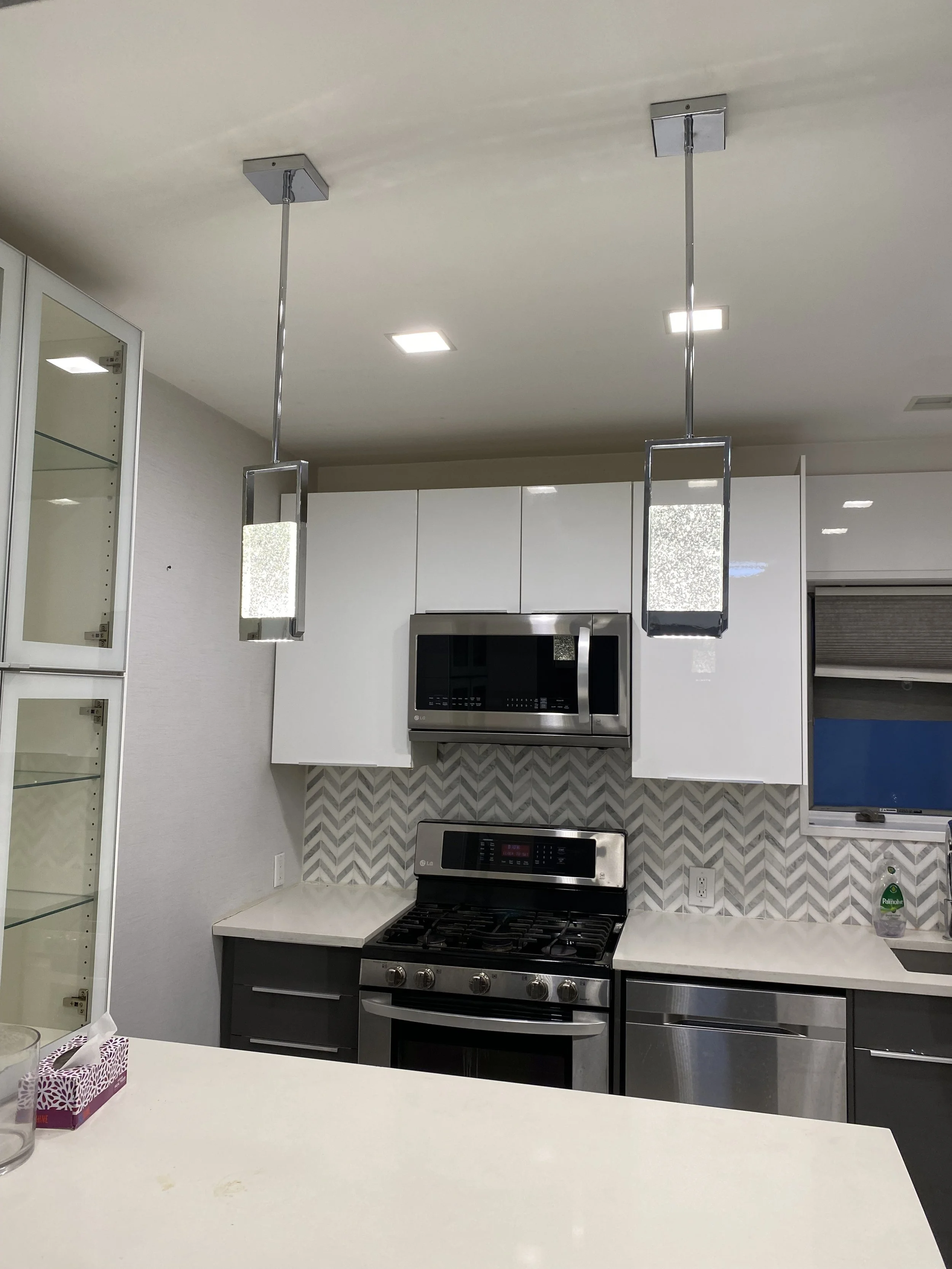 LG Freestanding Gas Oven and Microwave