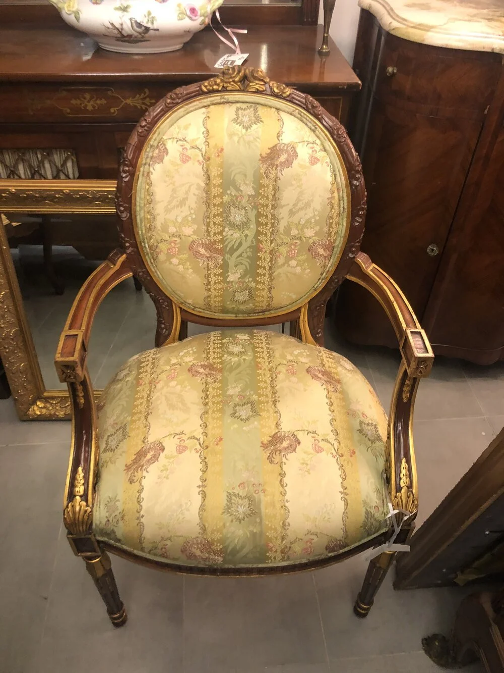 10 Beautiful Antique Chairs
